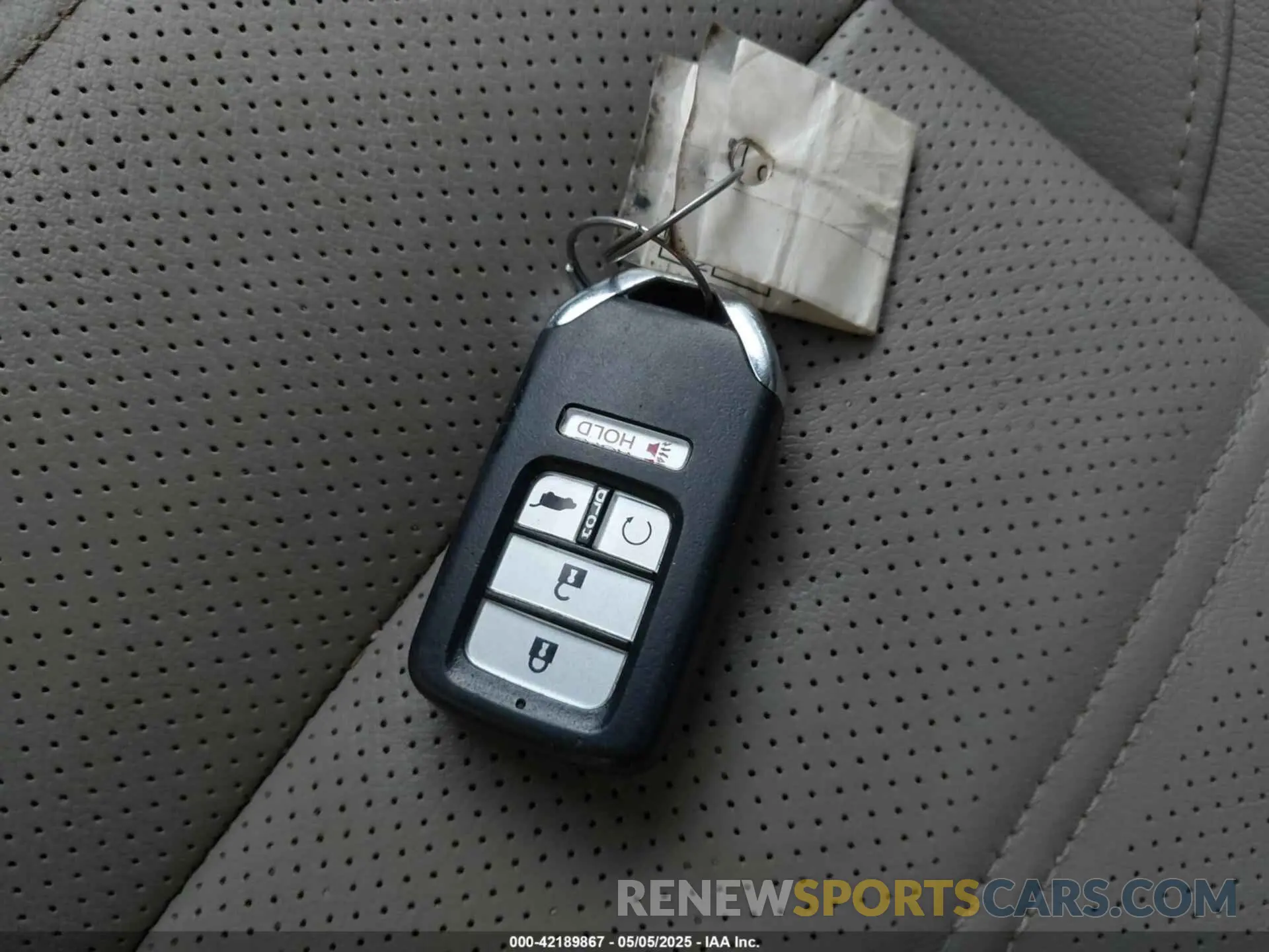 11 fotografías del automóvil dañado 5J6RW1H84KA017039 HONDA CR-V 2019