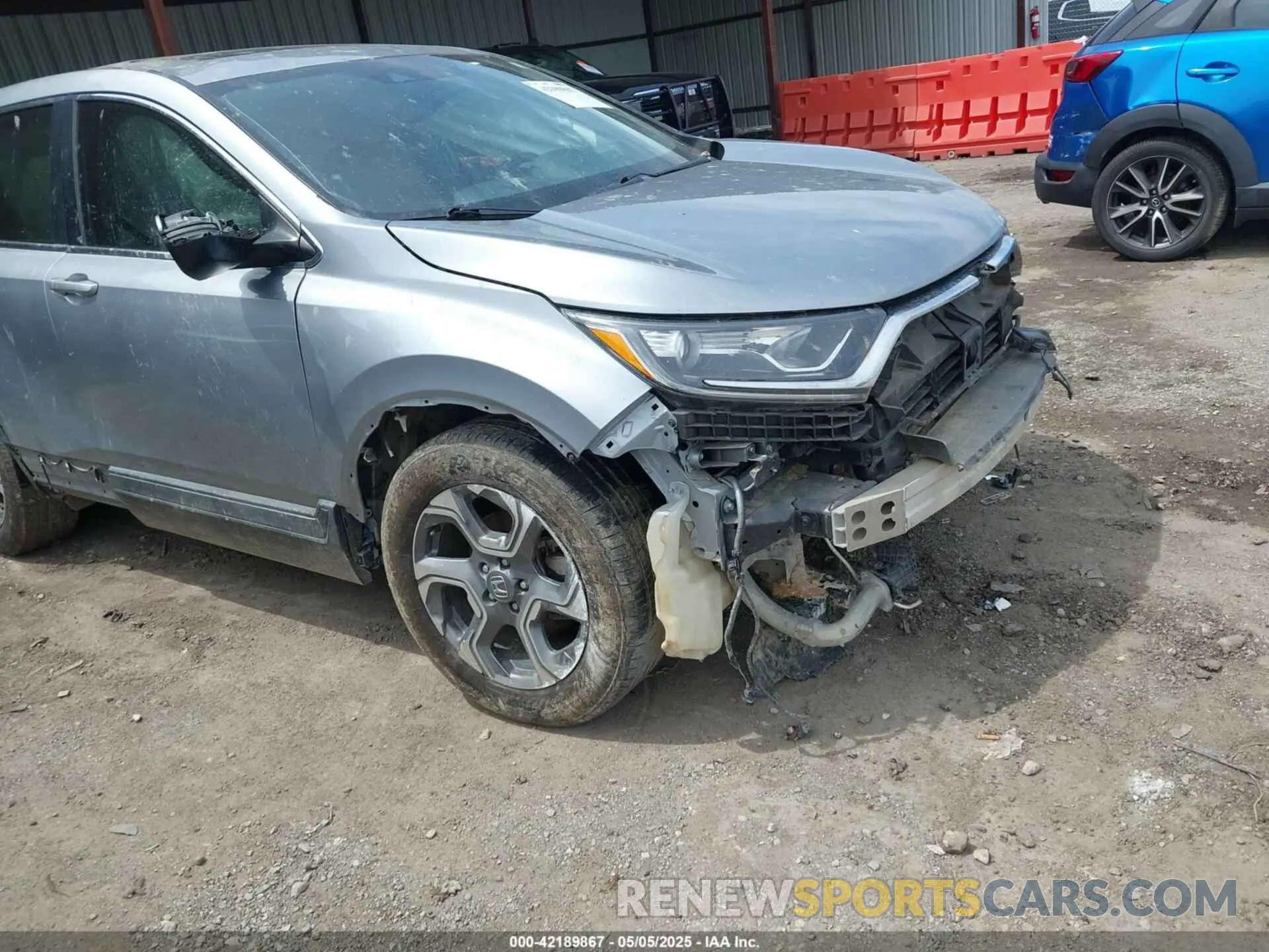12 fotografías del automóvil dañado 5J6RW1H84KA017039 HONDA CR-V 2019