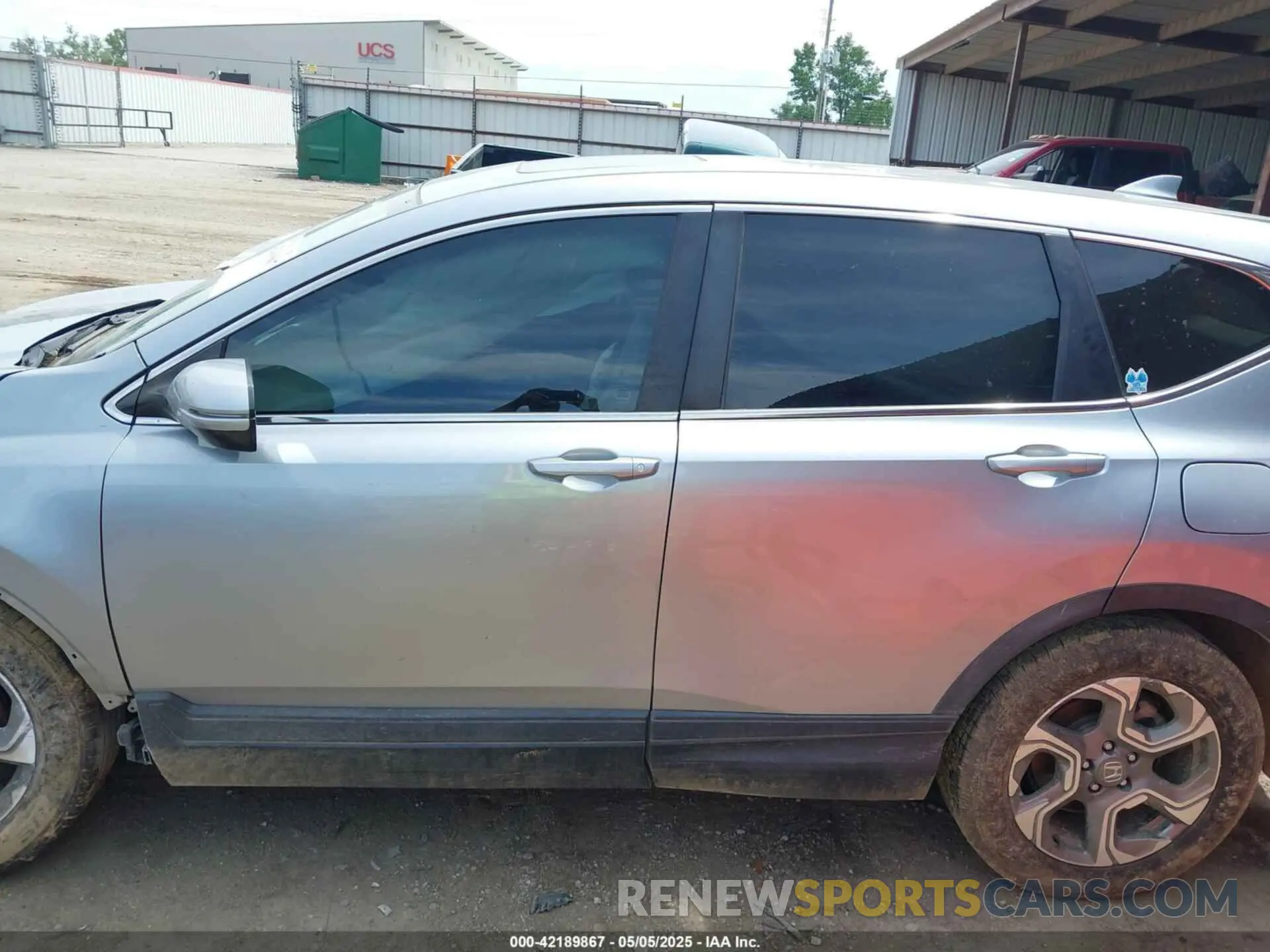 15 fotografías del automóvil dañado 5J6RW1H84KA017039 HONDA CR-V 2019