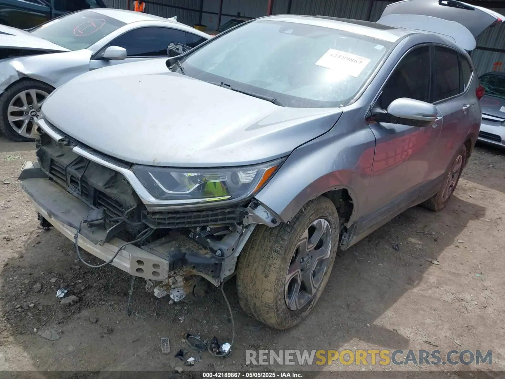 2 fotografías del automóvil dañado 5J6RW1H84KA017039 HONDA CR-V 2019