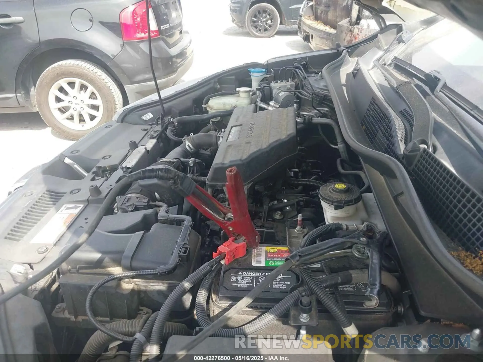 10 fotografías del automóvil dañado 5J6RW1H85KA011489 HONDA CR-V 2019