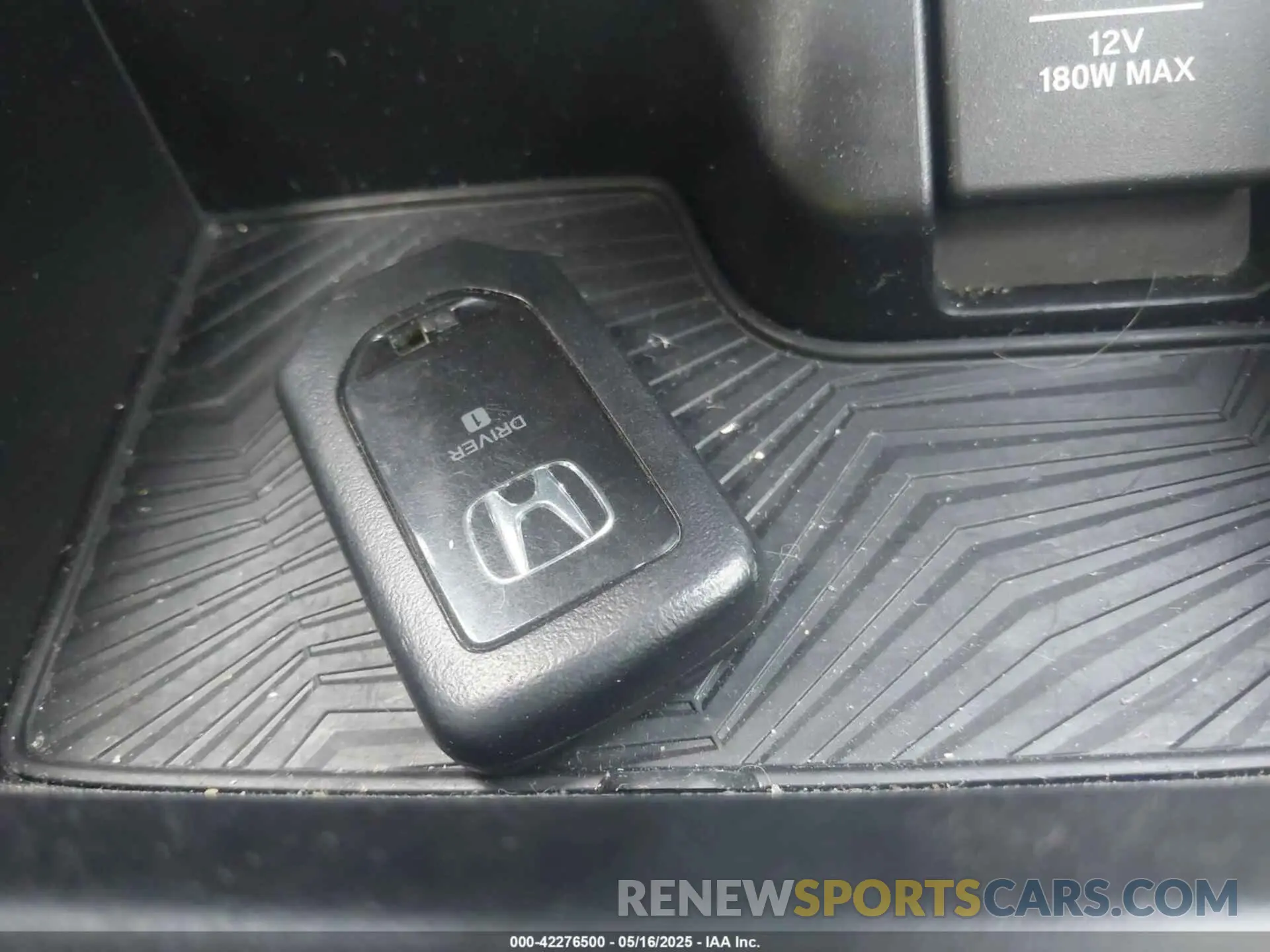 11 fotografías del automóvil dañado 5J6RW1H85KA011489 HONDA CR-V 2019