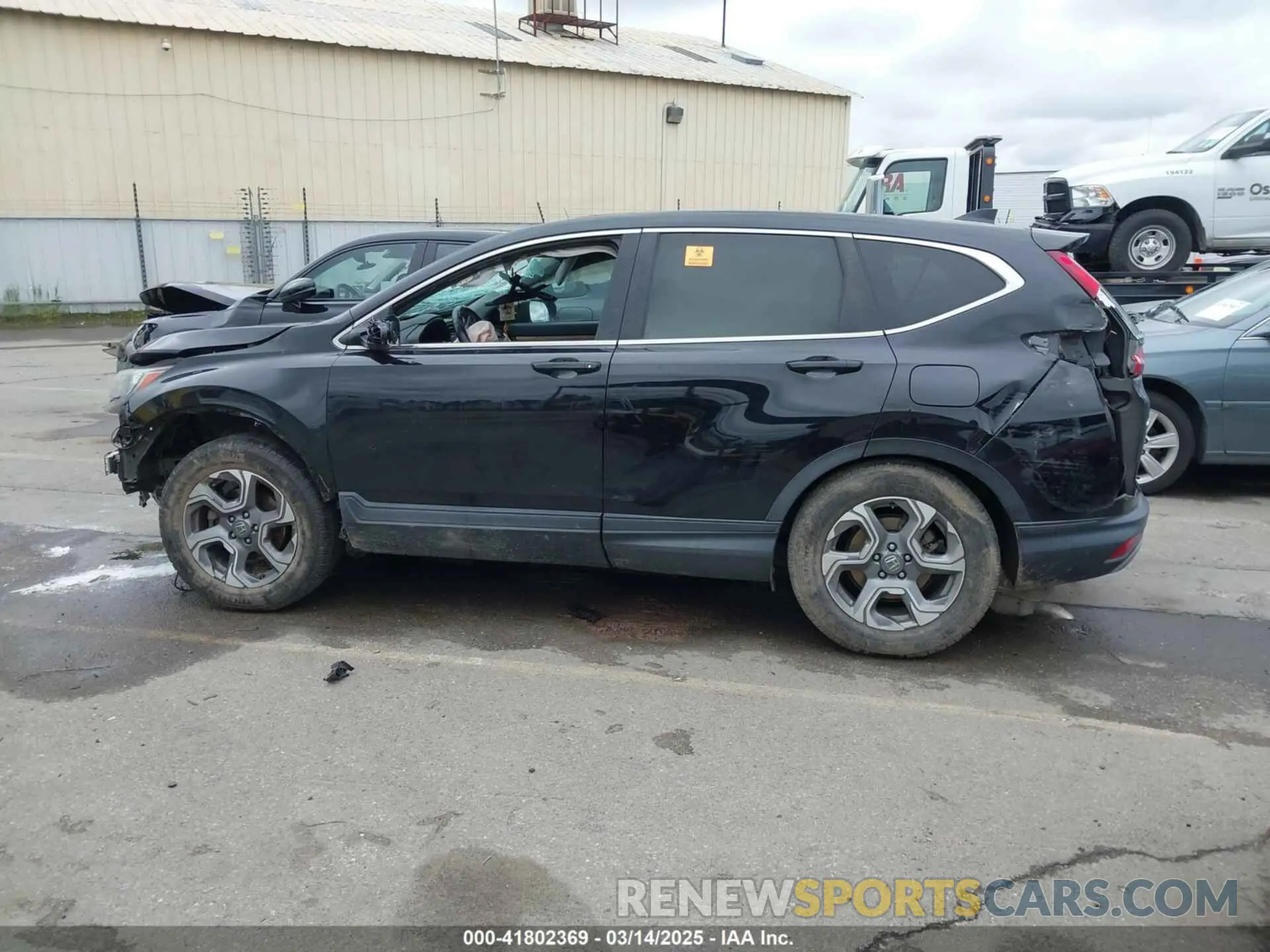 14 fotografías del automóvil dañado 5J6RW1H86KA005197 HONDA CR-V 2019