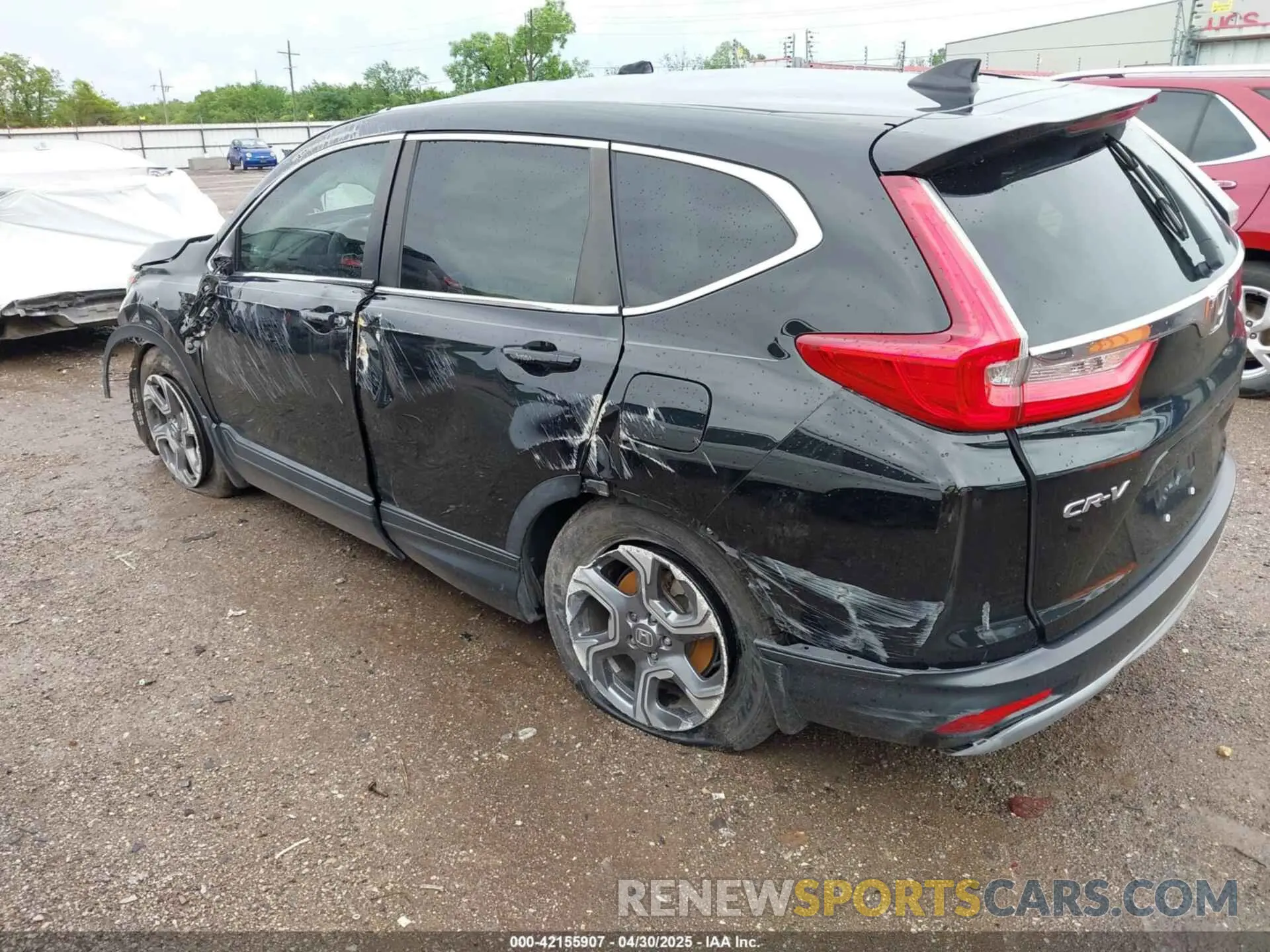 3 fotografías del automóvil dañado 5J6RW1H8XKA001475 HONDA CR-V 2019
