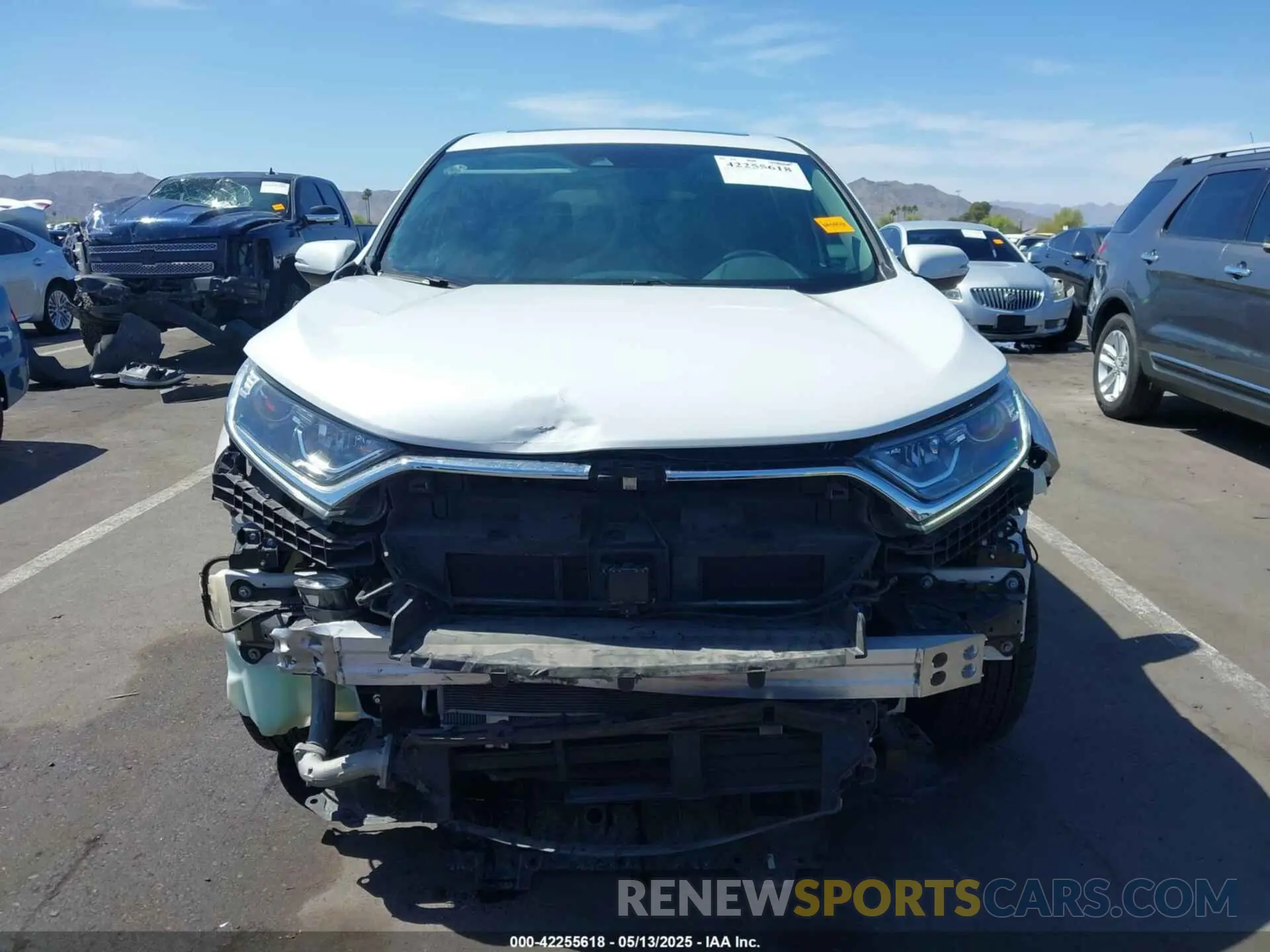 13 fotografías del automóvil dañado 5J6RW2H52KL012177 HONDA CR-V 2019