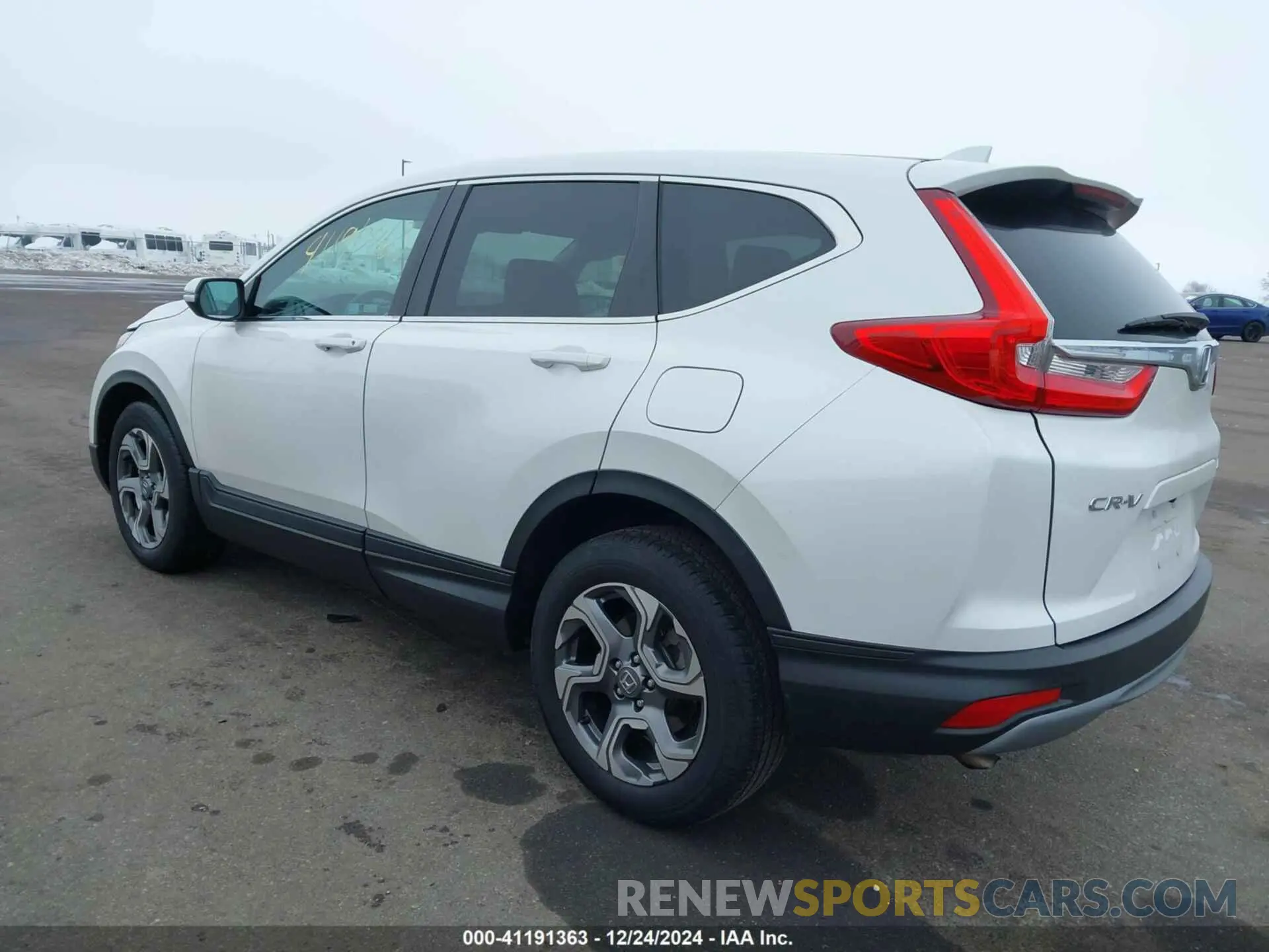 3 fotografías del automóvil dañado 5J6RW2H54KL015789 HONDA CR-V 2019