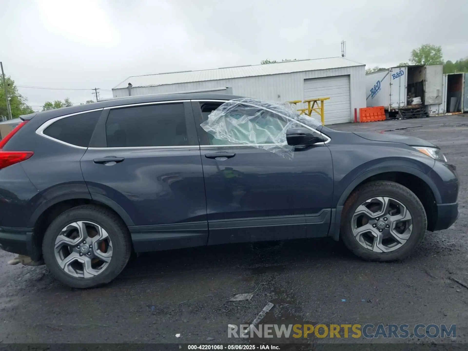 13 fotografías del automóvil dañado 5J6RW2H54KL034875 HONDA CR-V 2019