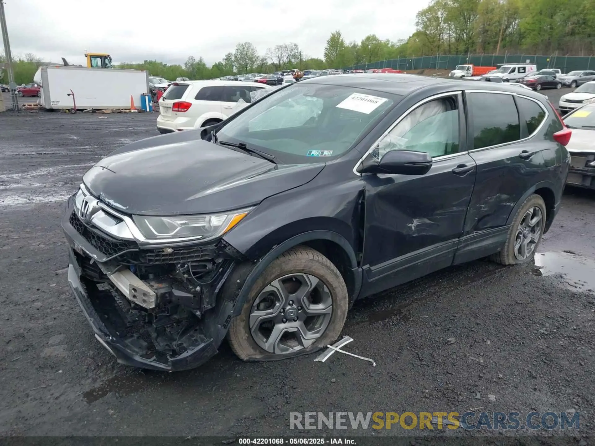 2 fotografías del automóvil dañado 5J6RW2H54KL034875 HONDA CR-V 2019