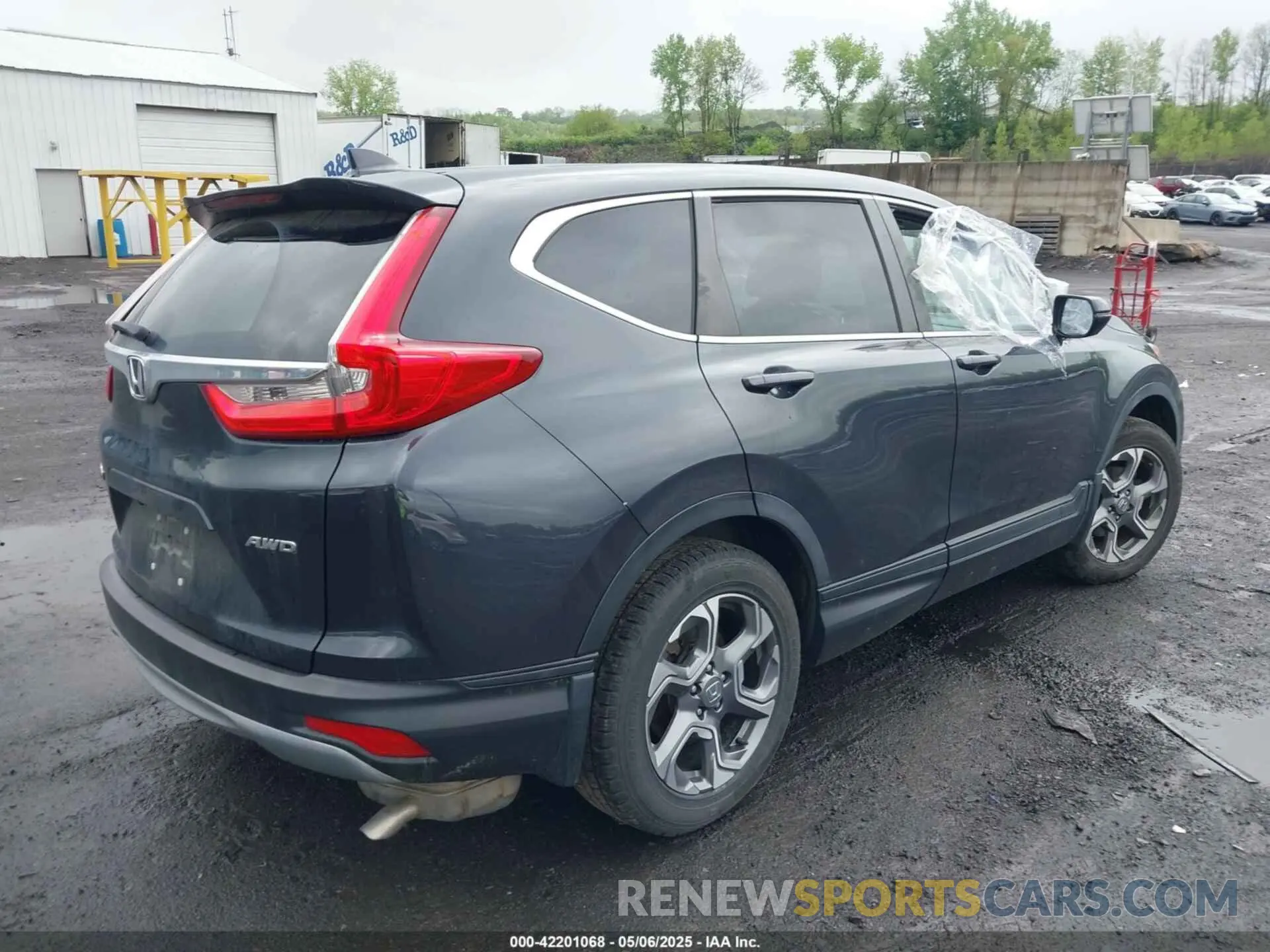 4 fotografías del automóvil dañado 5J6RW2H54KL034875 HONDA CR-V 2019