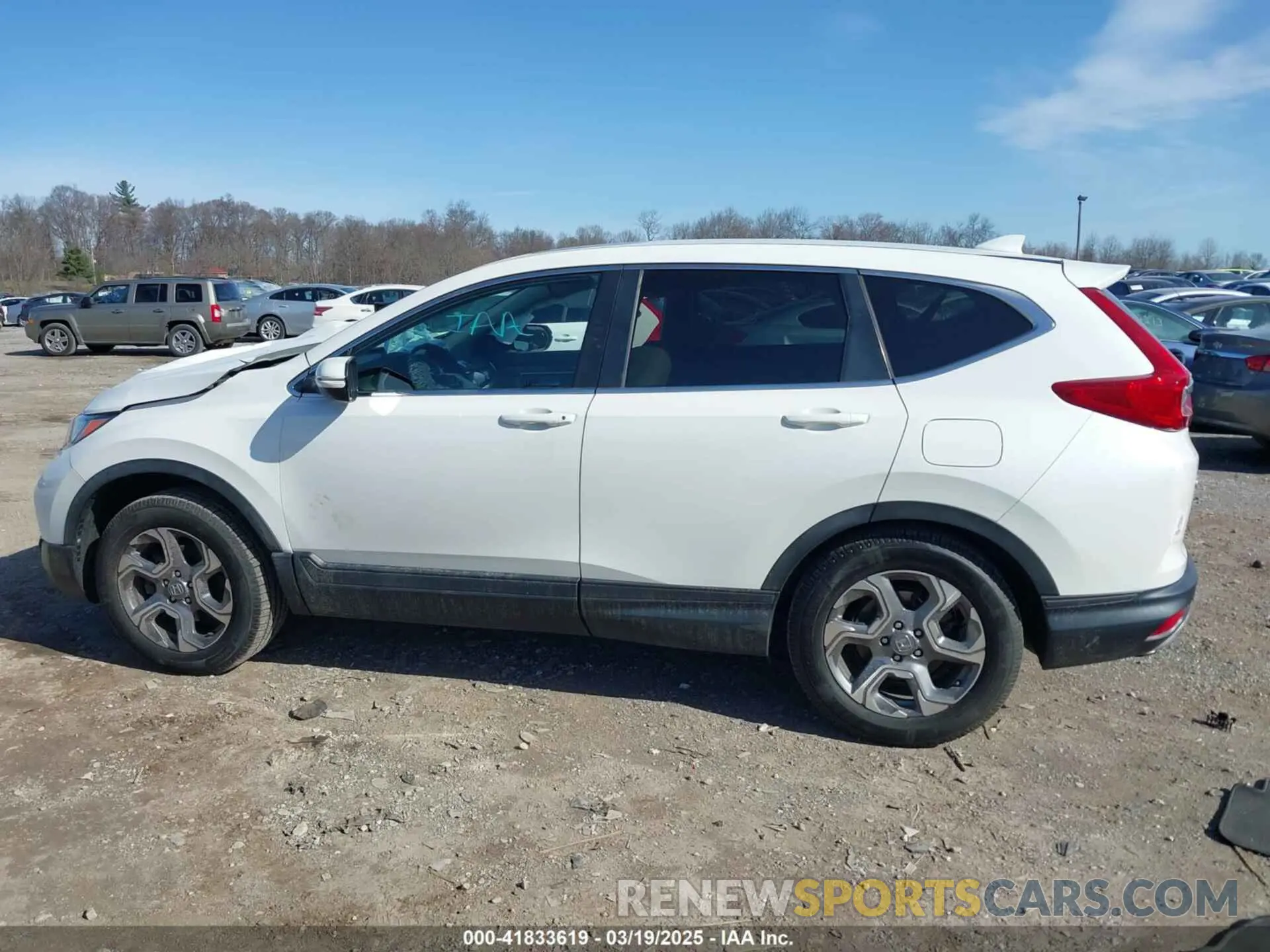 14 fotografías del automóvil dañado 5J6RW2H57KL030092 HONDA CR-V 2019