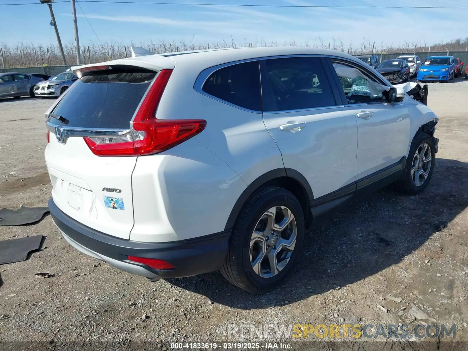4 fotografías del automóvil dañado 5J6RW2H57KL030092 HONDA CR-V 2019