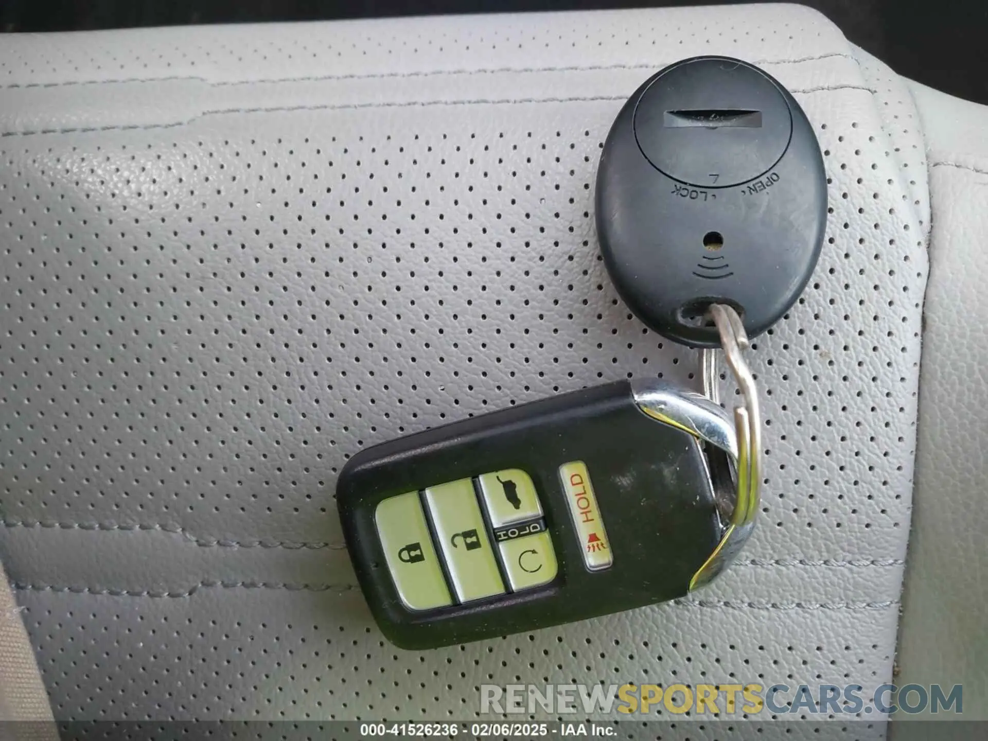 11 fotografías del automóvil dañado 5J6RW2H83KA021203 HONDA CR-V 2019
