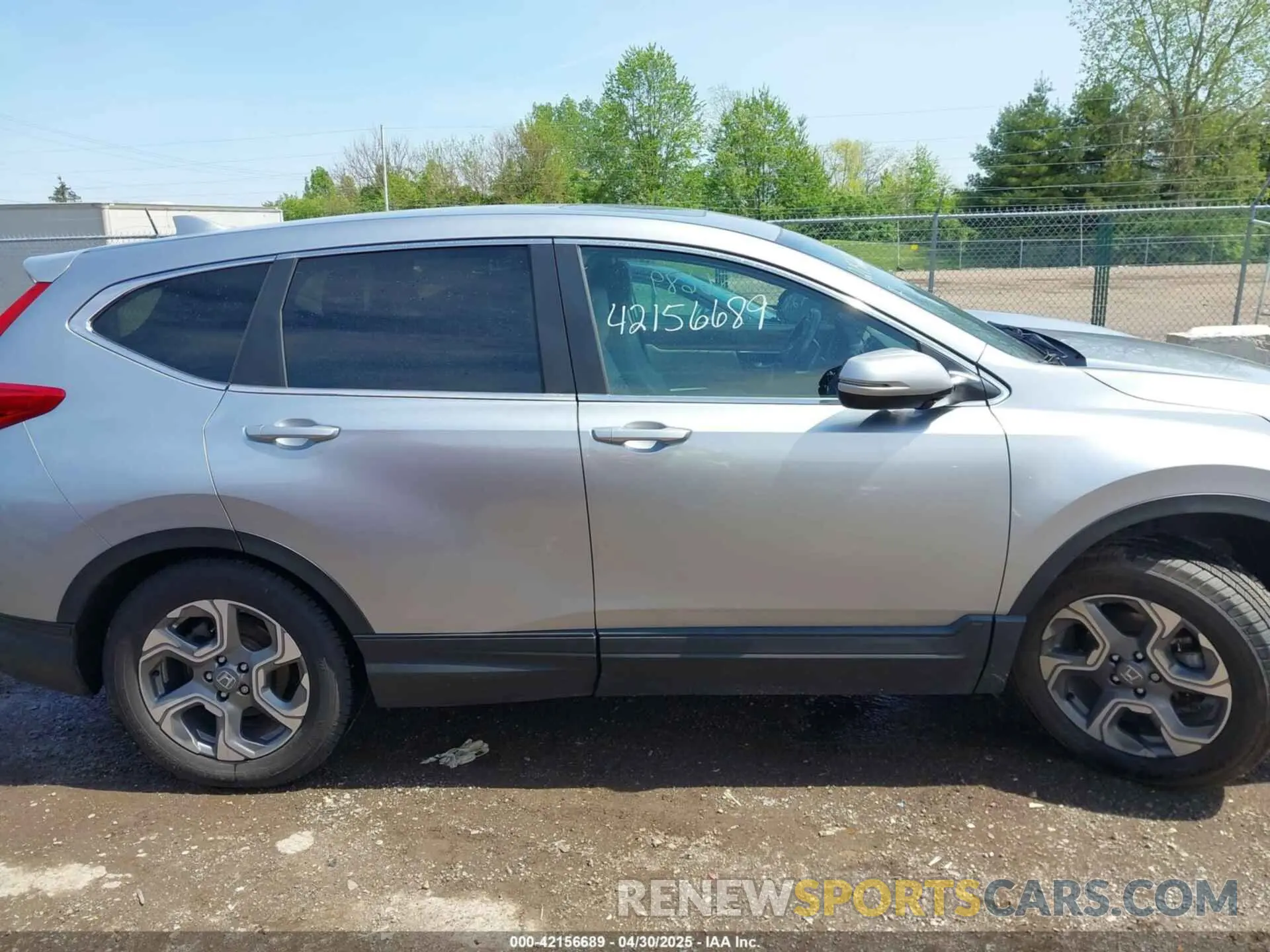 13 fotografías del automóvil dañado 5J6RW2H86KL037464 HONDA CR-V 2019