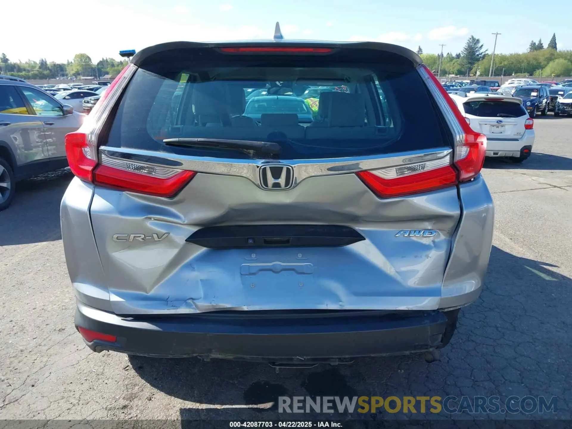 16 fotografías del automóvil dañado 5J6RW6H31KL003721 HONDA CR-V 2019