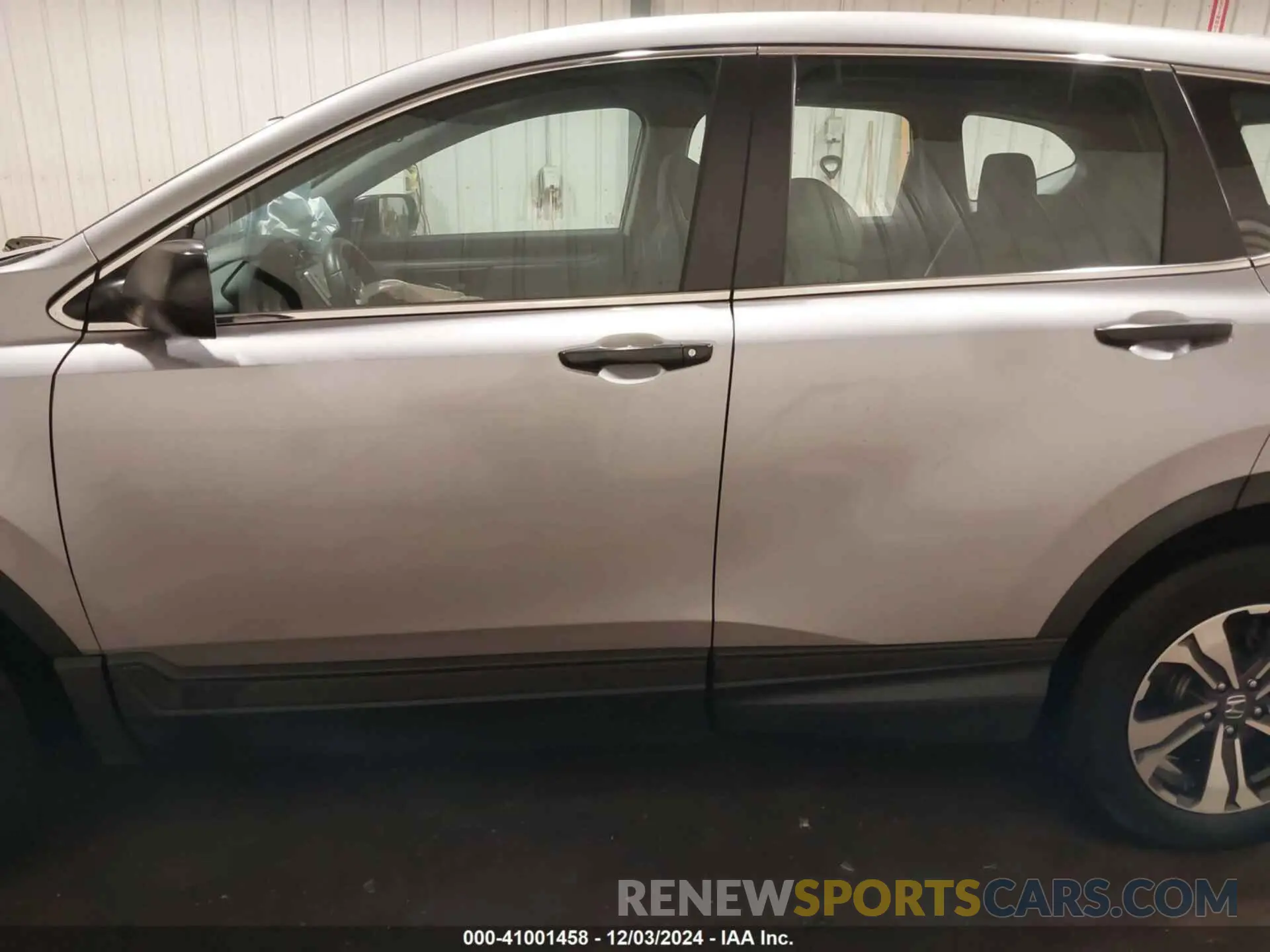 15 fotografías del automóvil dañado 5J6RW6H35KL001664 HONDA CR-V 2019