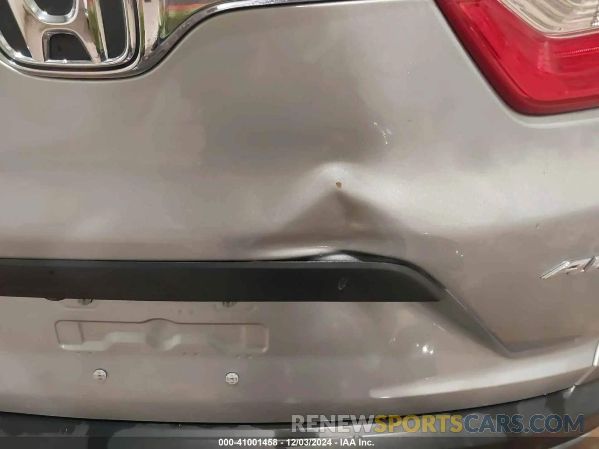 18 fotografías del automóvil dañado 5J6RW6H35KL001664 HONDA CR-V 2019