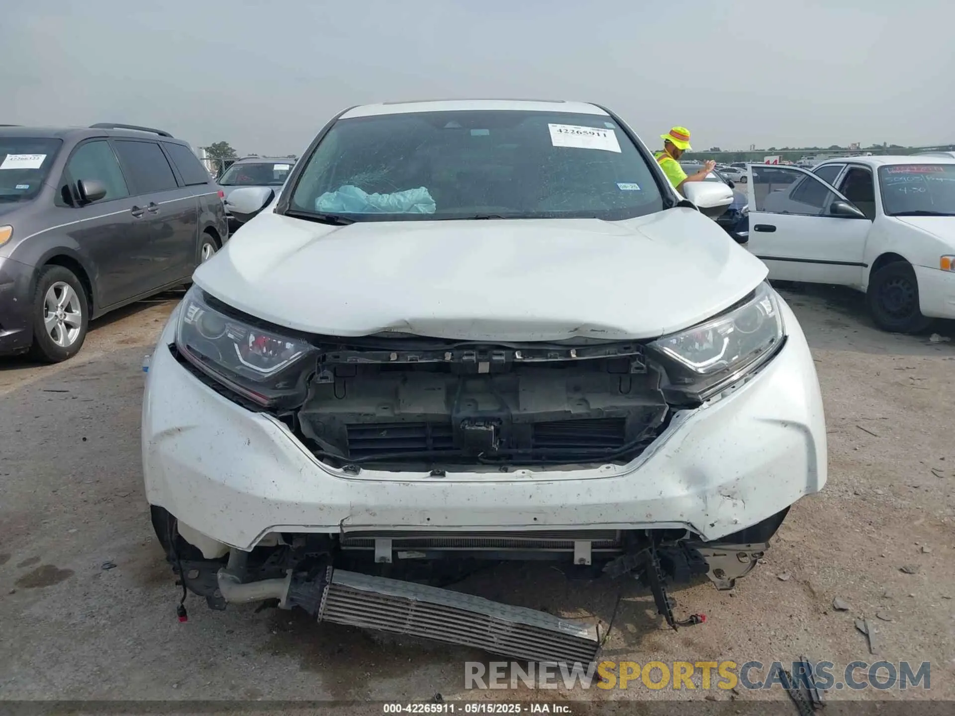 13 fotografías del automóvil dañado 7FARW1H51KE019516 HONDA CR-V 2019