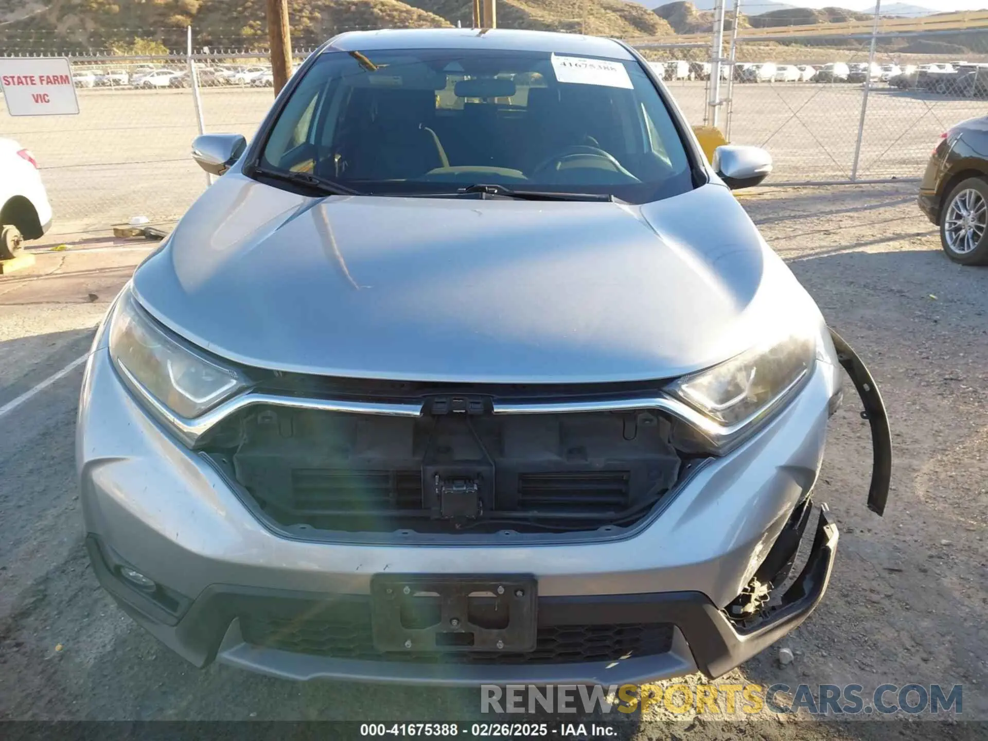 12 fotografías del automóvil dañado 7FARW1H52KE039385 HONDA CR-V 2019