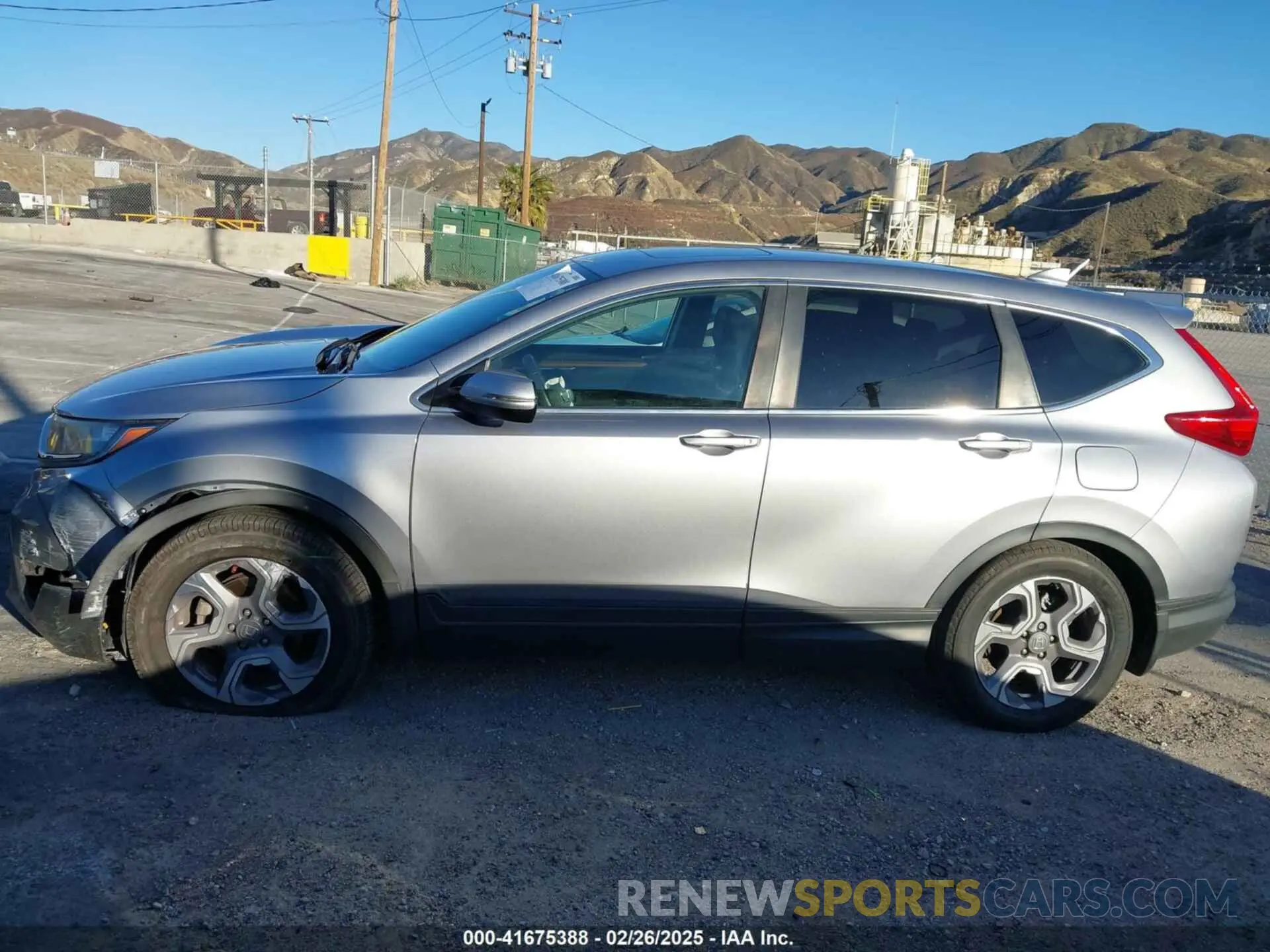 14 fotografías del automóvil dañado 7FARW1H52KE039385 HONDA CR-V 2019
