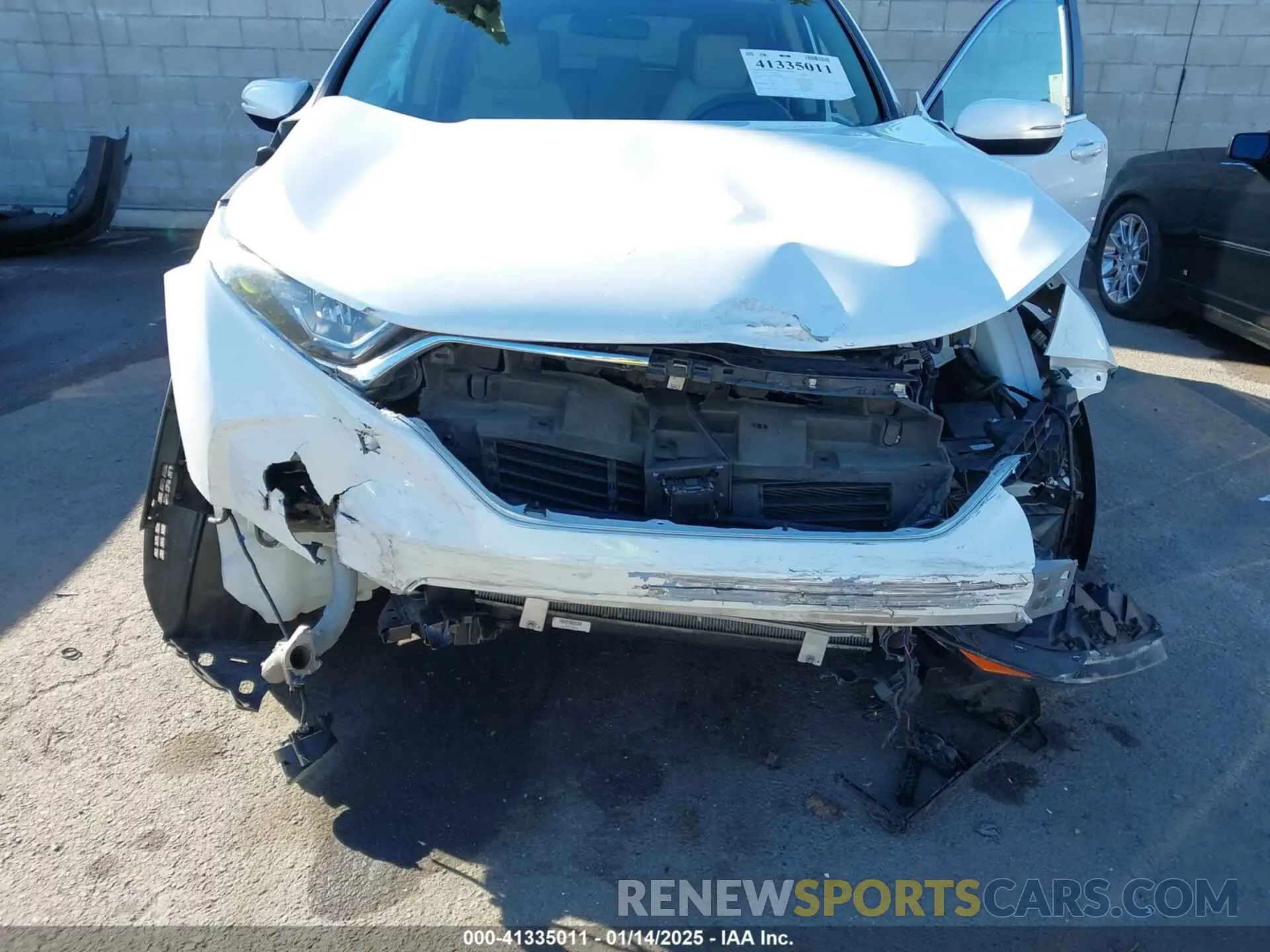 6 fotografías del automóvil dañado 7FARW1H52KE039984 HONDA CR-V 2019