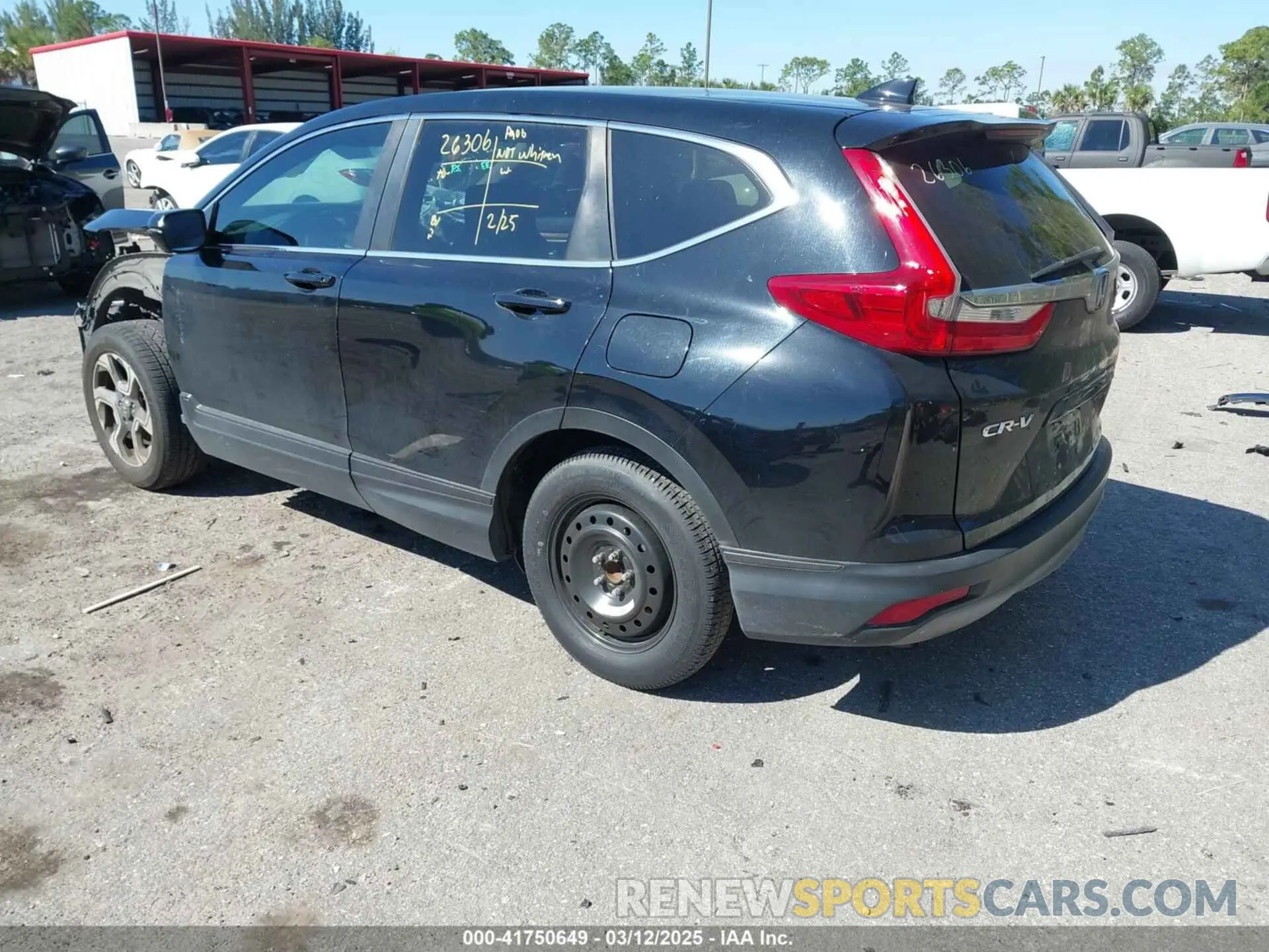 3 fotografías del automóvil dañado 7FARW1H58KE025104 HONDA CR-V 2019