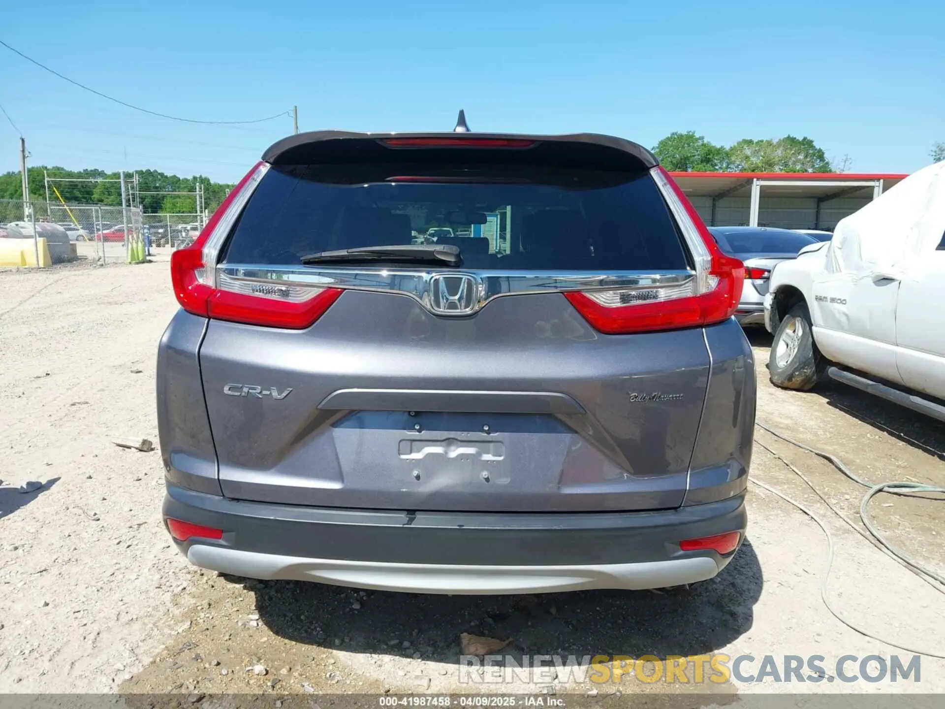 17 fotografías del automóvil dañado 7FARW1H80KE033322 HONDA CR-V 2019