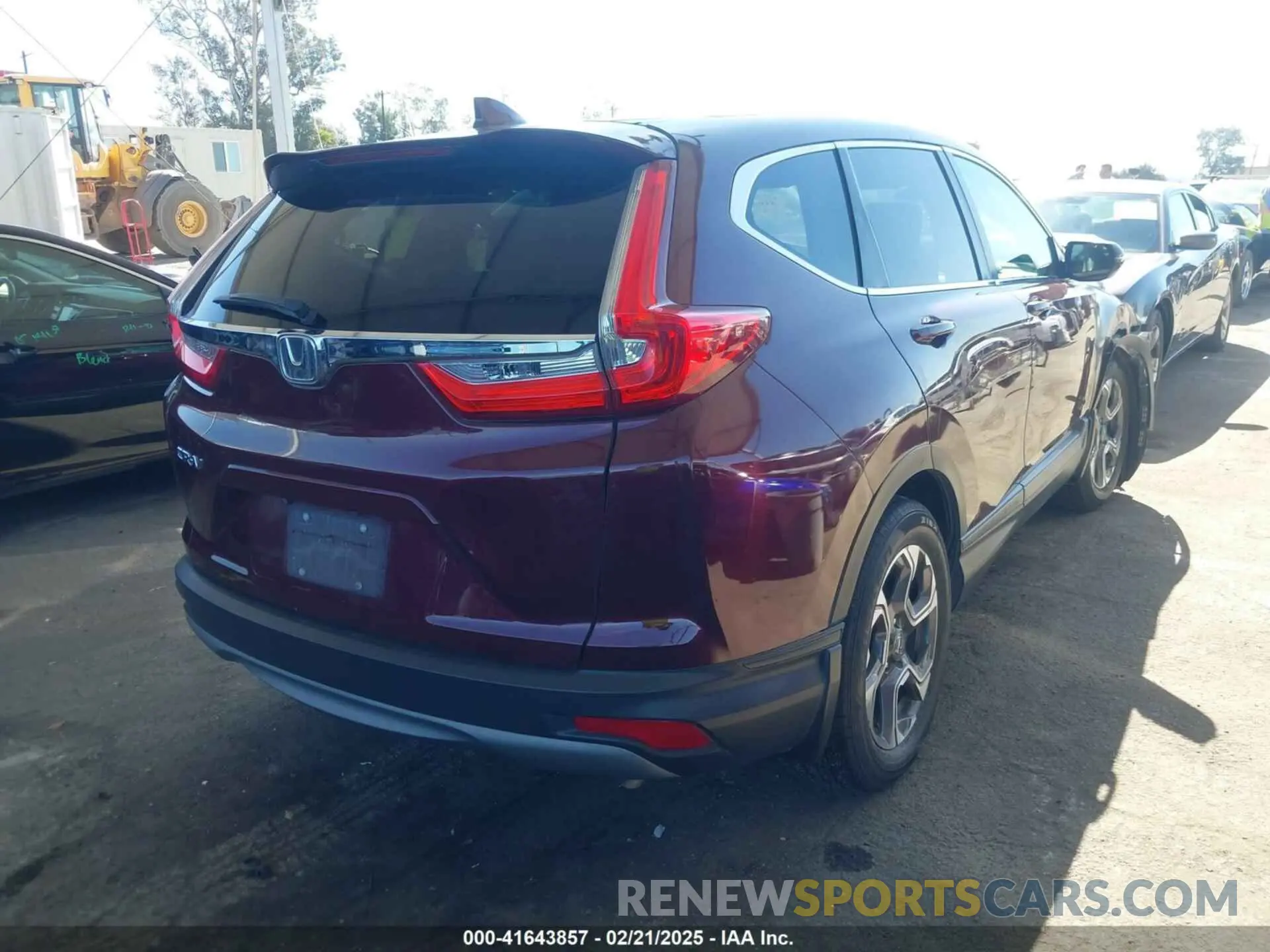 4 fotografías del automóvil dañado 7FARW1H82KE003125 HONDA CR-V 2019