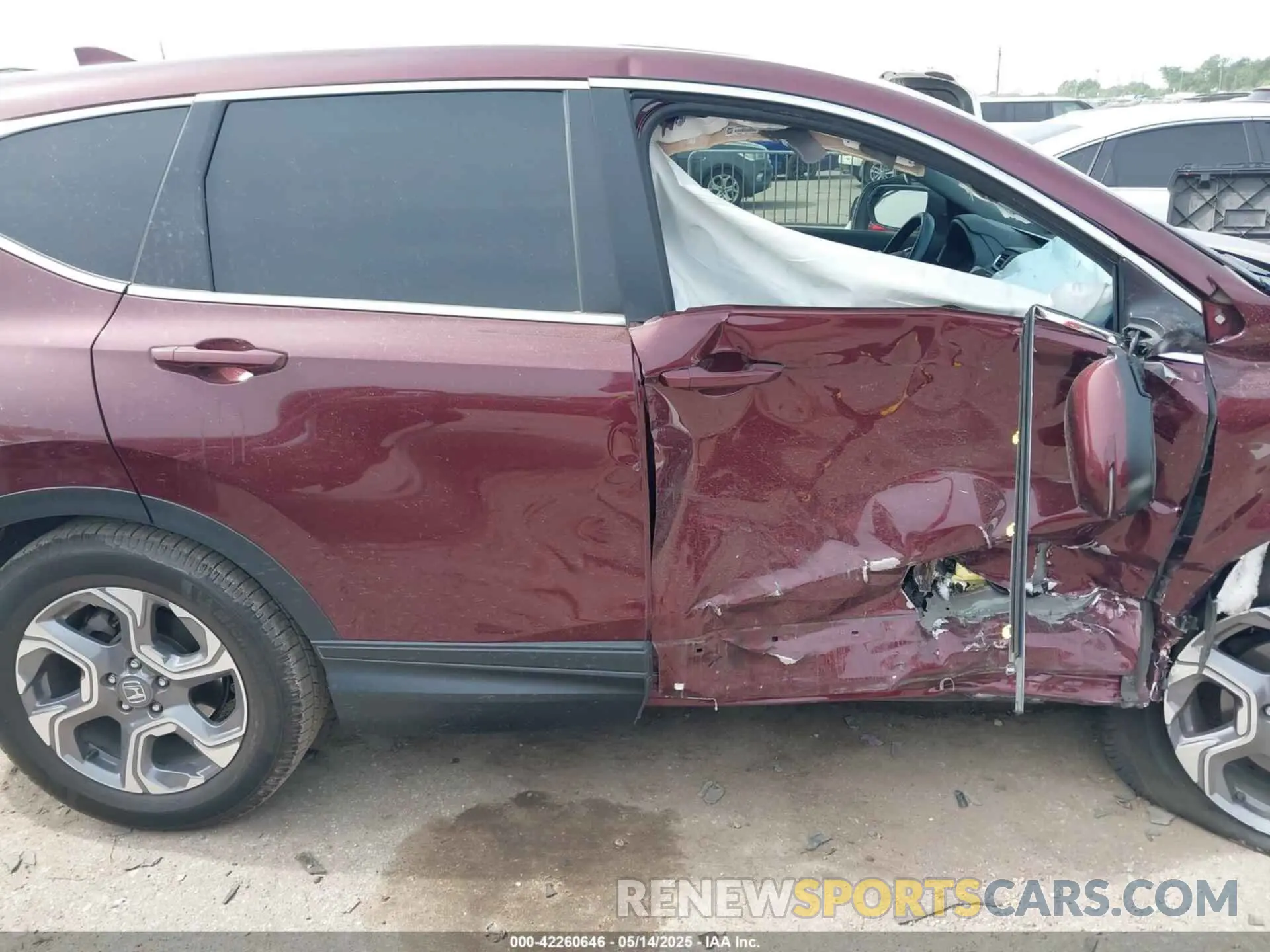 12 fotografías del automóvil dañado 7FARW1H84KE032965 HONDA CR-V 2019