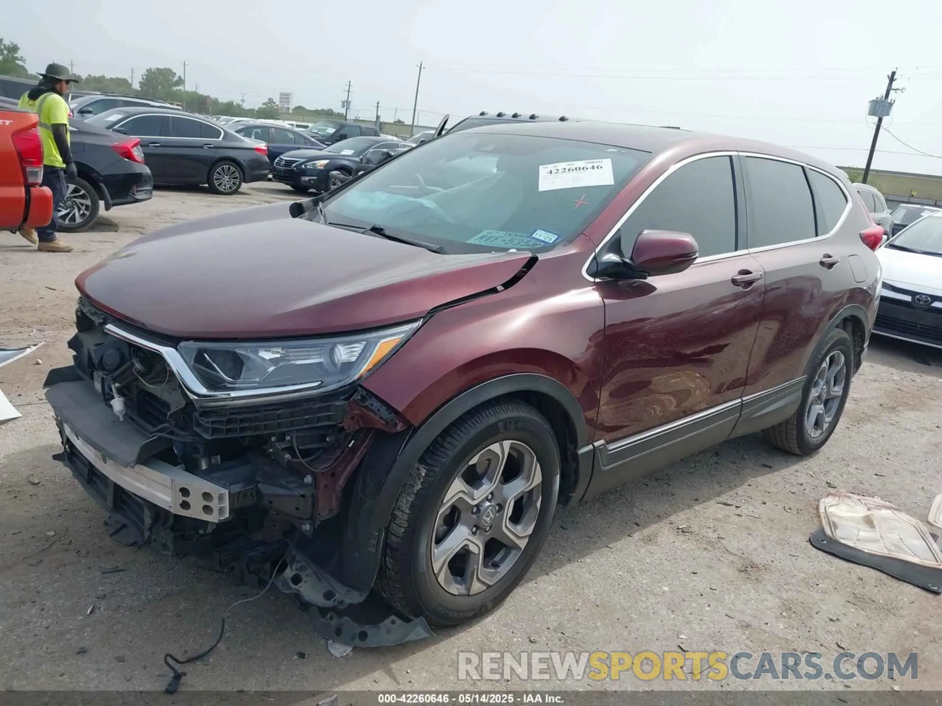 2 fotografías del automóvil dañado 7FARW1H84KE032965 HONDA CR-V 2019
