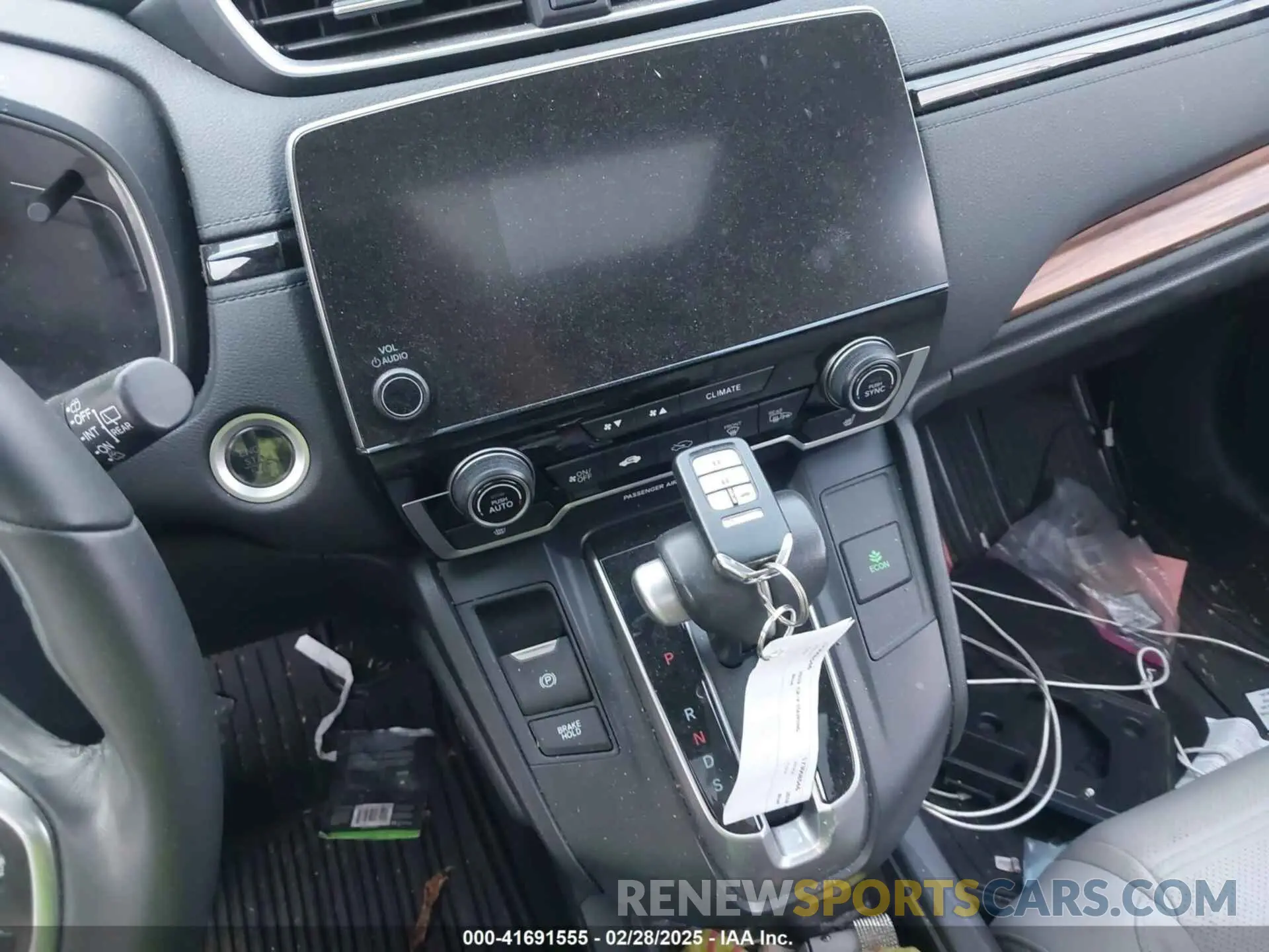 11 fotografías del automóvil dañado 7FARW1H92KE014019 HONDA CR-V 2019