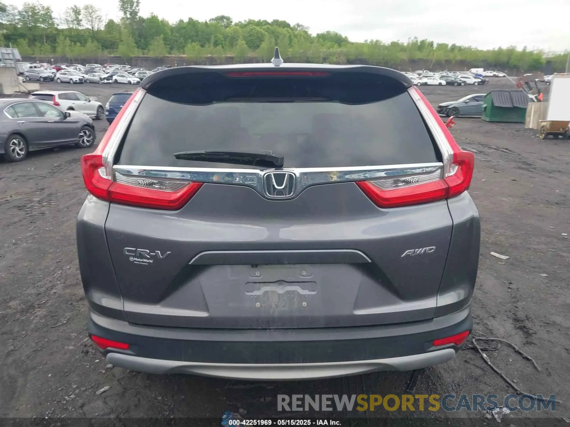 16 fotografías del automóvil dañado 7FARW2H52KE037769 HONDA CR-V 2019