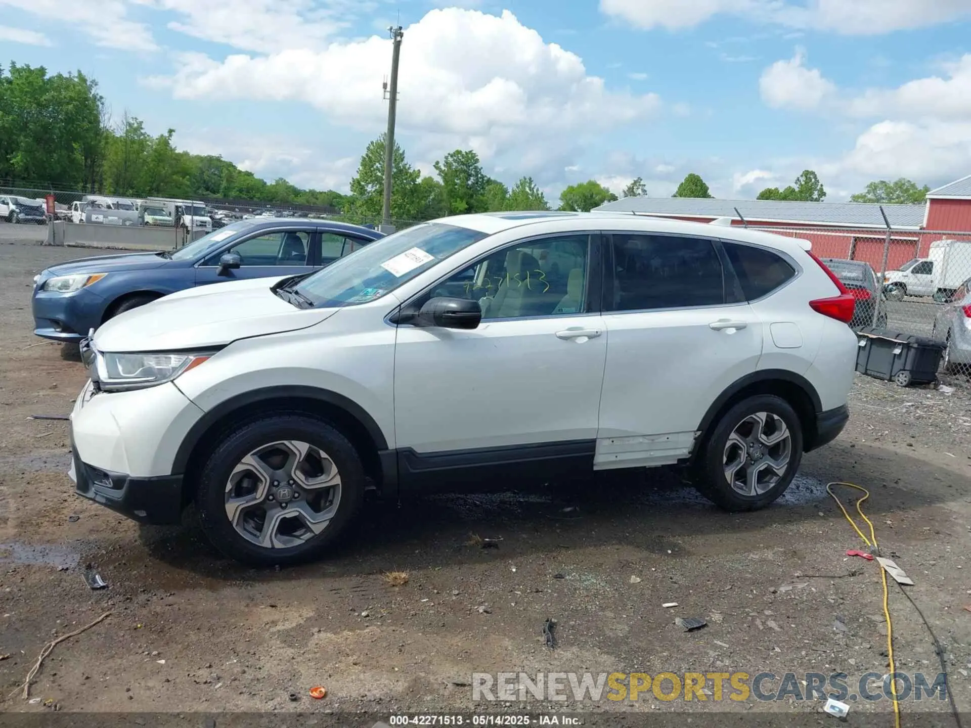 14 fotografías del automóvil dañado 7FARW2H53KE016011 HONDA CR-V 2019