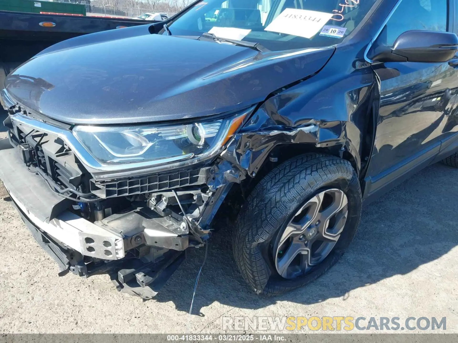 6 fotografías del automóvil dañado 7FARW2H59KE042290 HONDA CR-V 2019