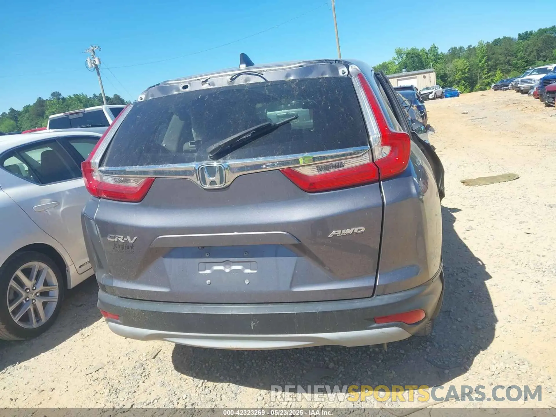 15 fotografías del automóvil dañado 7FARW2H80KE003842 HONDA CR-V 2019