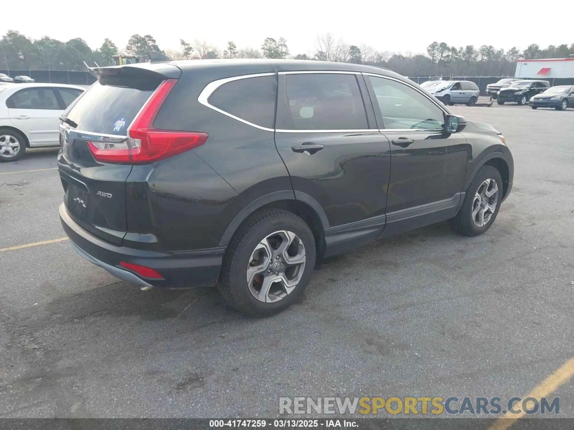 4 fotografías del automóvil dañado 7FARW2H80KE010631 HONDA CR-V 2019