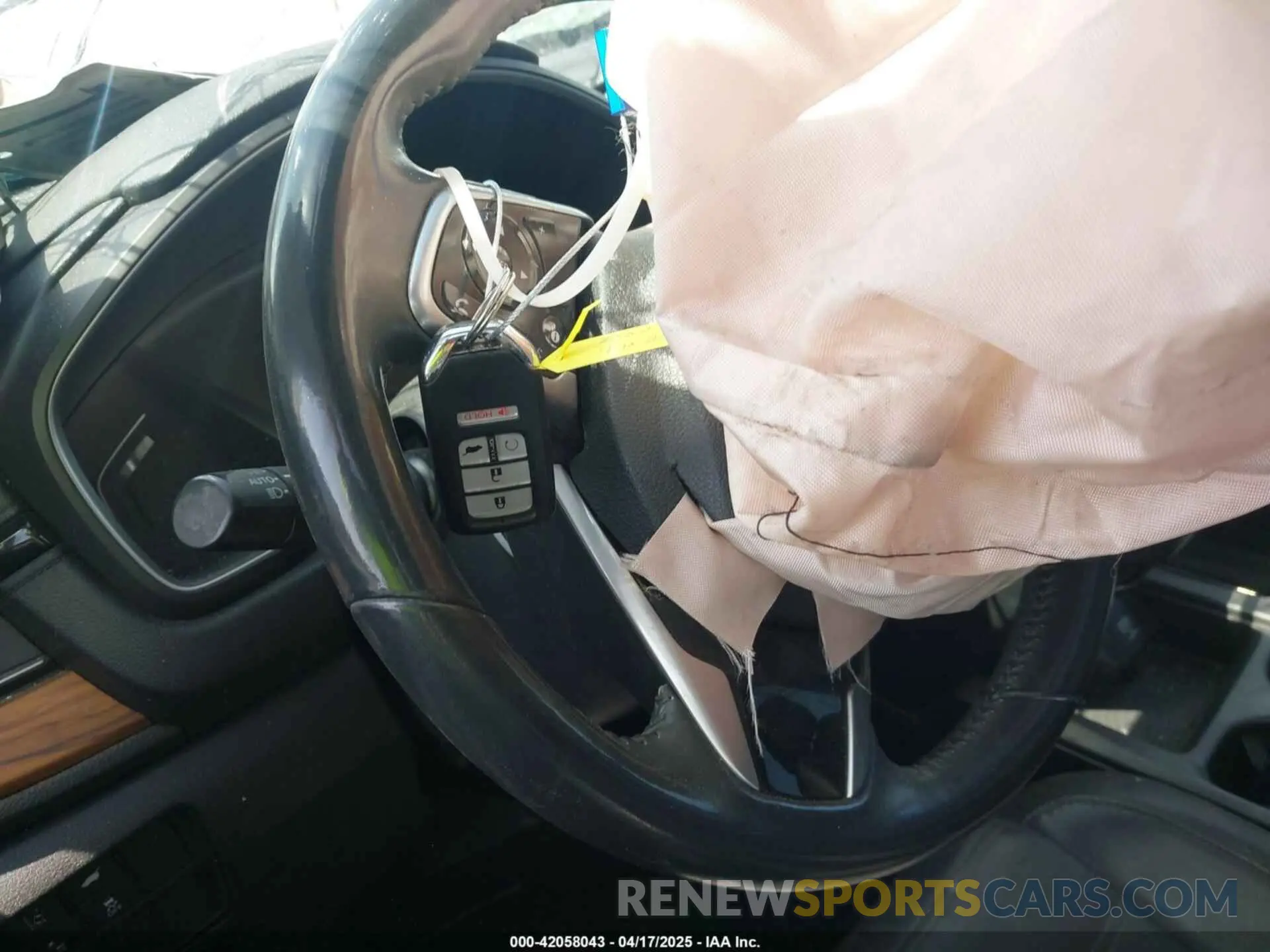 11 fotografías del automóvil dañado 7FARW2H81KE000545 HONDA CR-V 2019