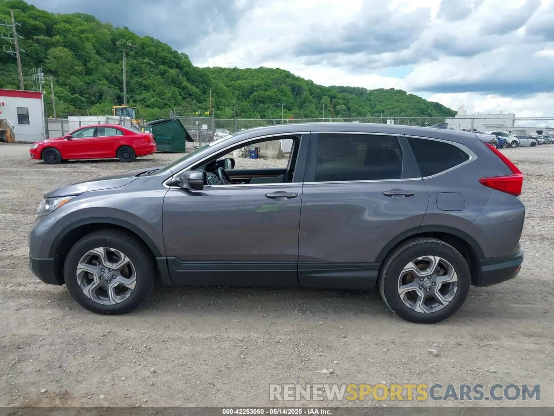 14 fotografías del automóvil dañado 7FARW2H81KE043718 HONDA CR-V 2019