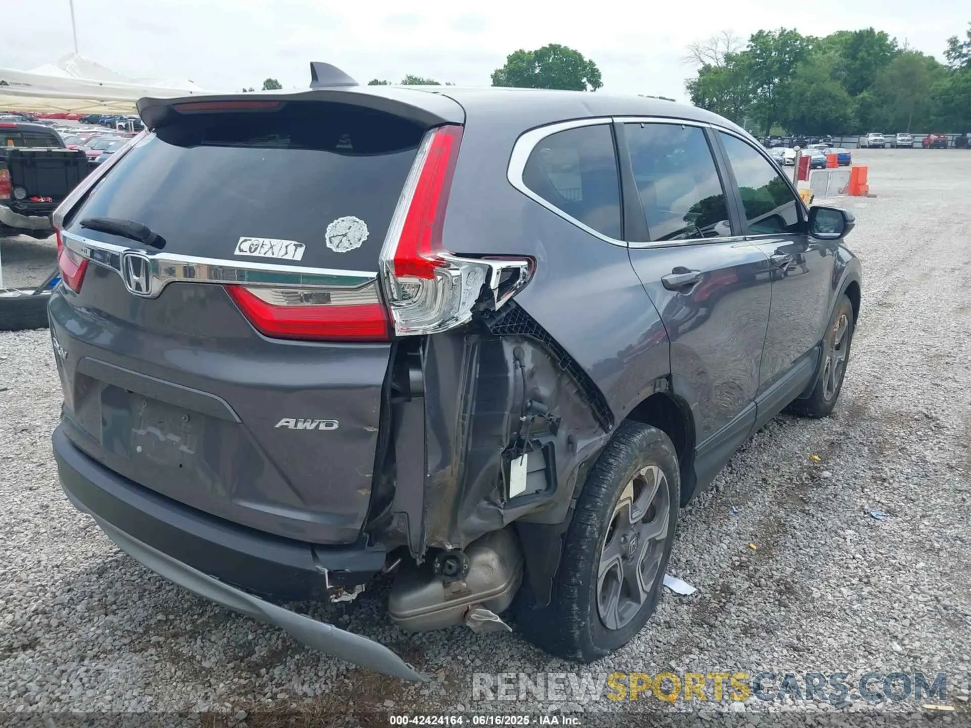 6 fotografías del automóvil dañado 7FARW2H84KE018991 HONDA CR-V 2019