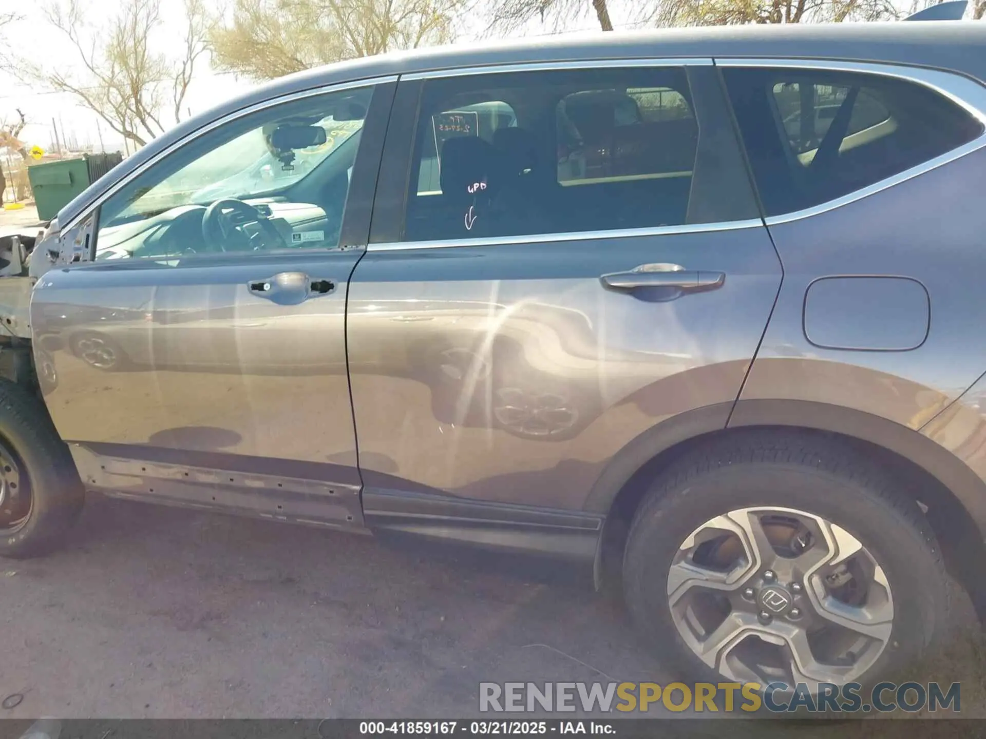 15 fotografías del automóvil dañado 7FARW2H84KE028937 HONDA CR-V 2019