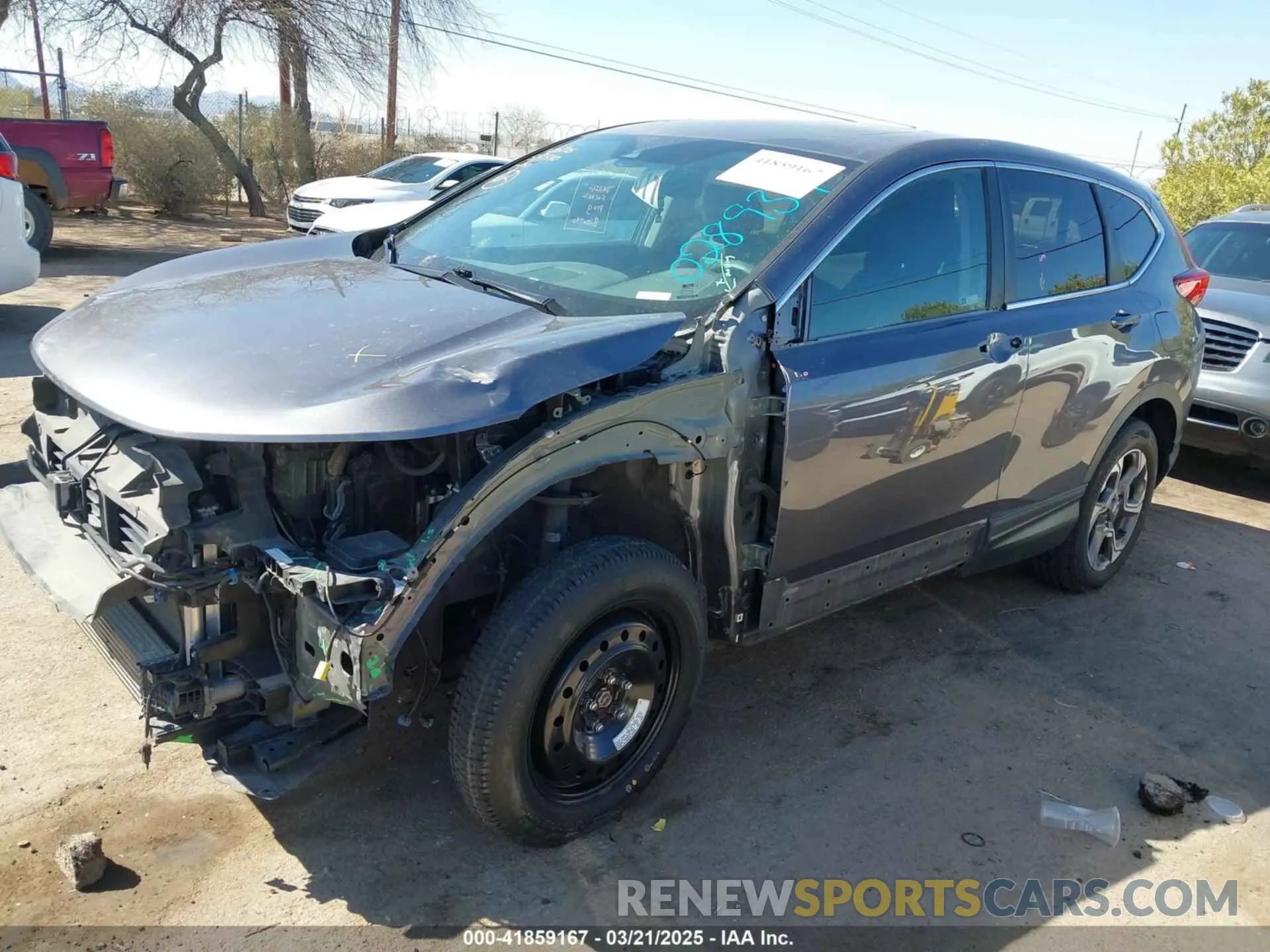 2 fotografías del automóvil dañado 7FARW2H84KE028937 HONDA CR-V 2019
