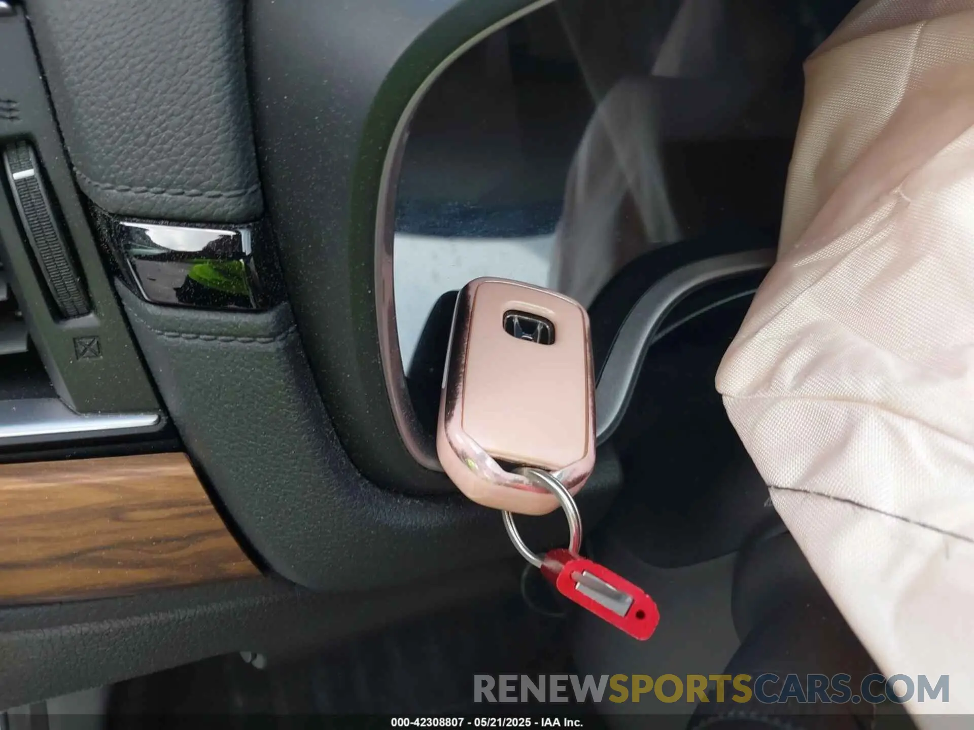 11 fotografías del automóvil dañado 7FARW2H87KE052827 HONDA CR-V 2019