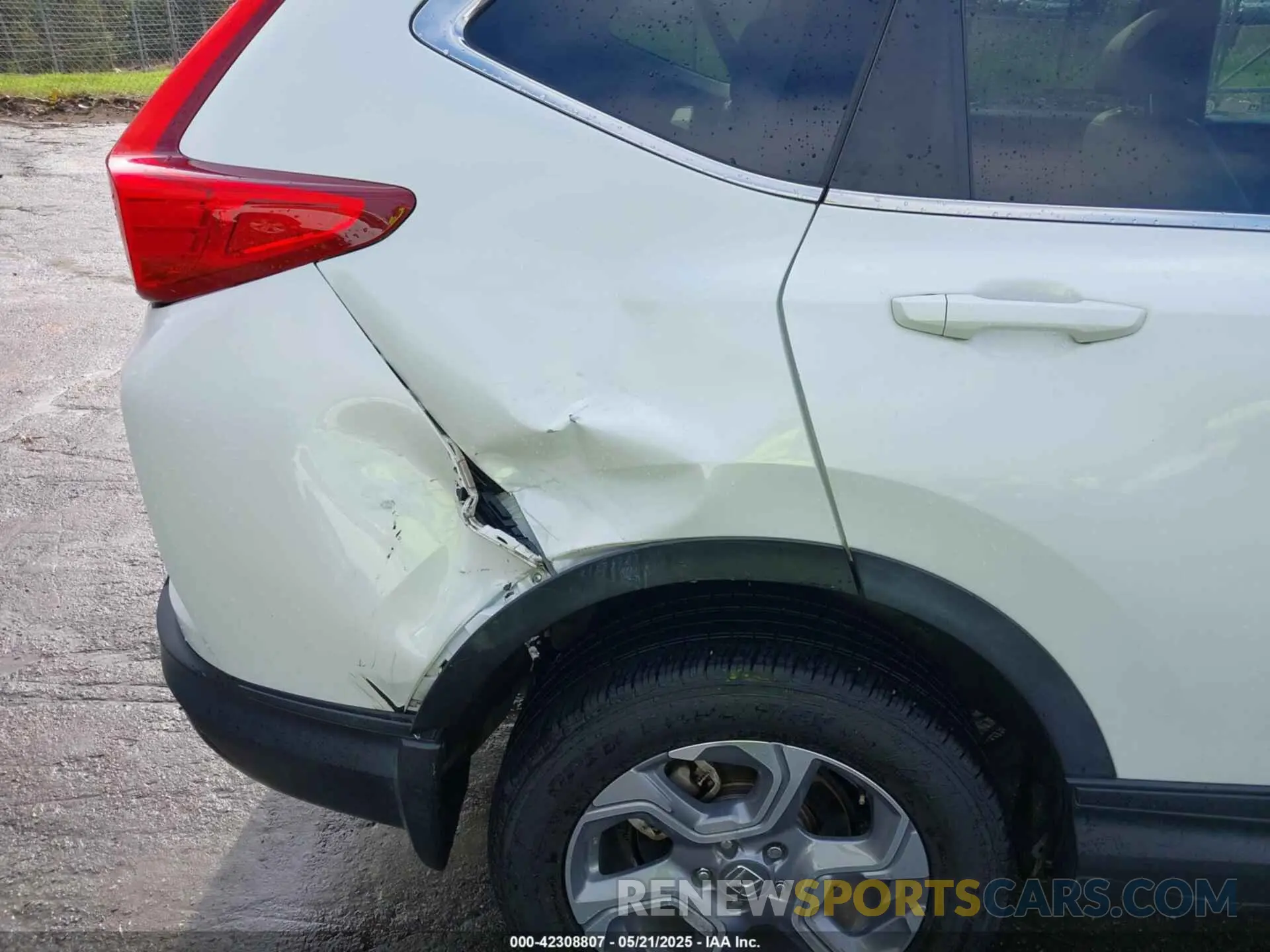 18 fotografías del automóvil dañado 7FARW2H87KE052827 HONDA CR-V 2019