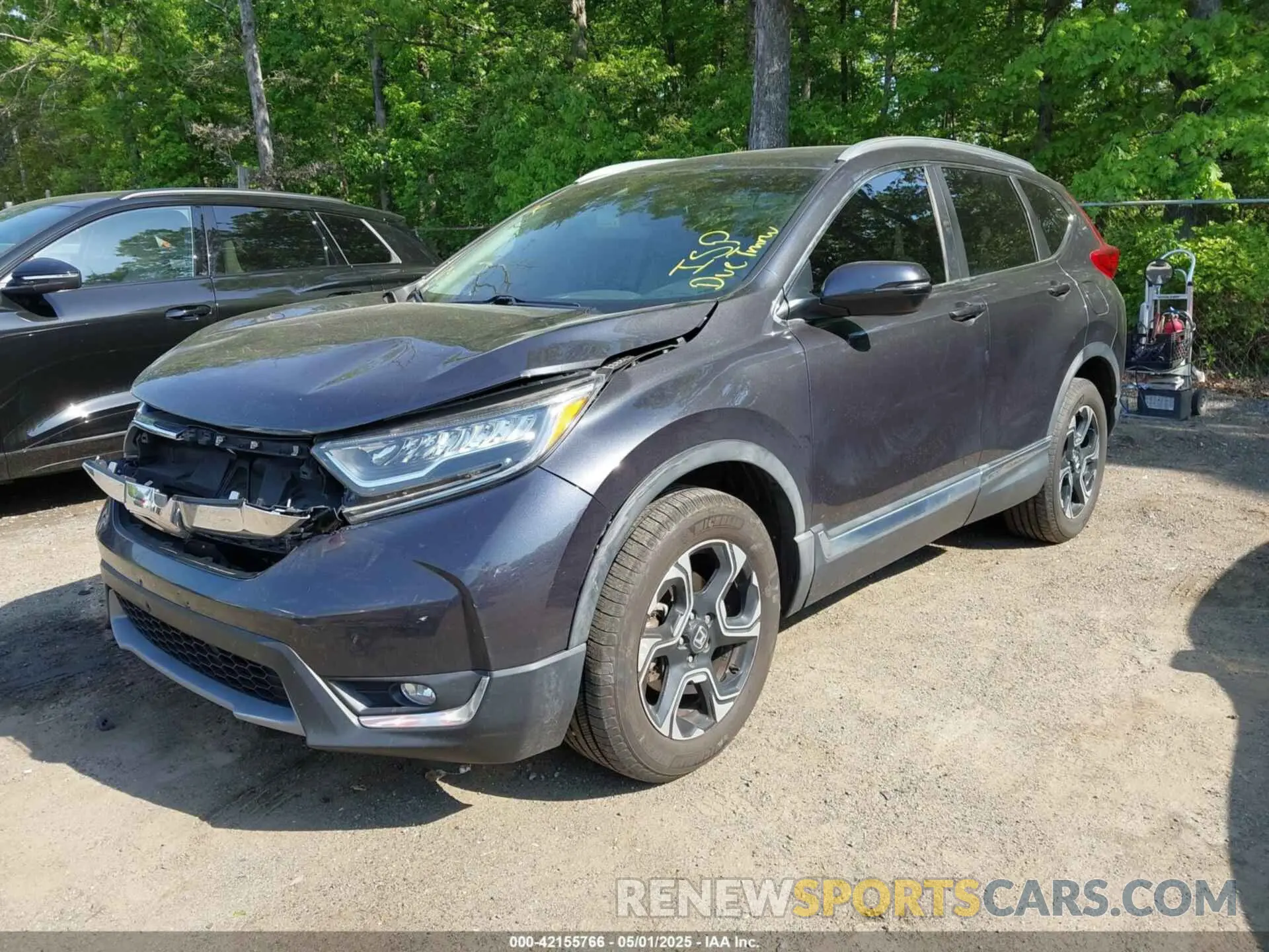 2 fotografías del automóvil dañado 7FARW2H96KE003224 HONDA CR-V 2019