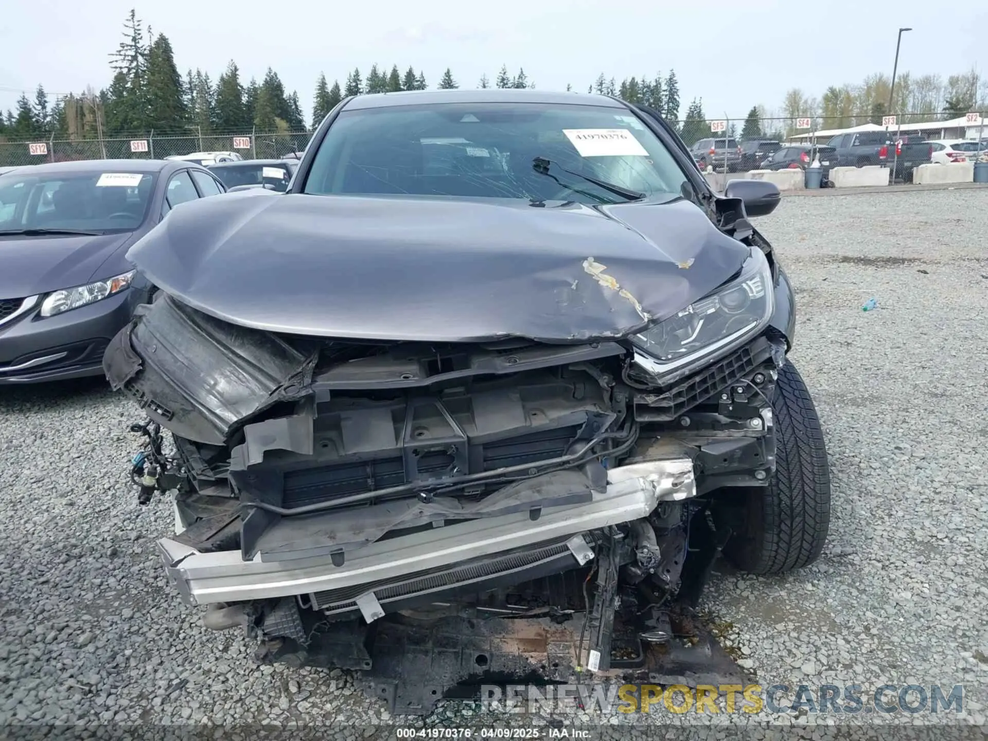 13 fotografías del automóvil dañado JHLRW2H57KX022530 HONDA CR-V 2019