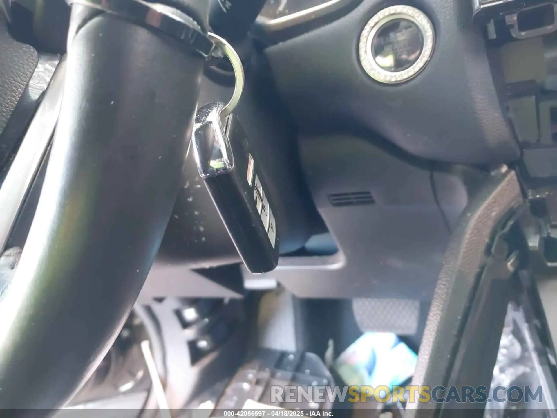11 fotografías del automóvil dañado JHLRW2H88KX008386 HONDA CR-V 2019