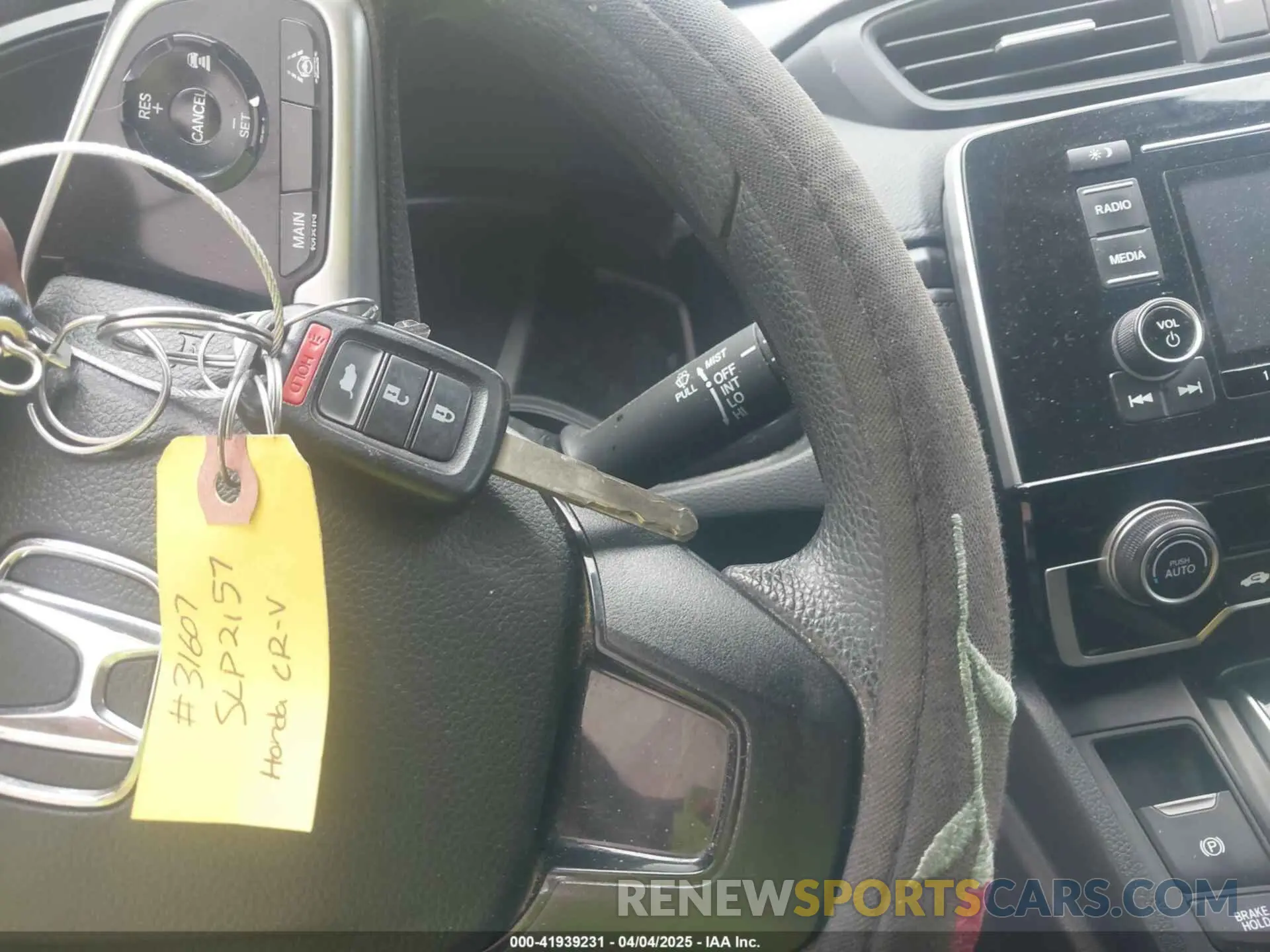 11 fotografías del automóvil dañado 2HKRW1H21LH417717 HONDA CR-V 2020