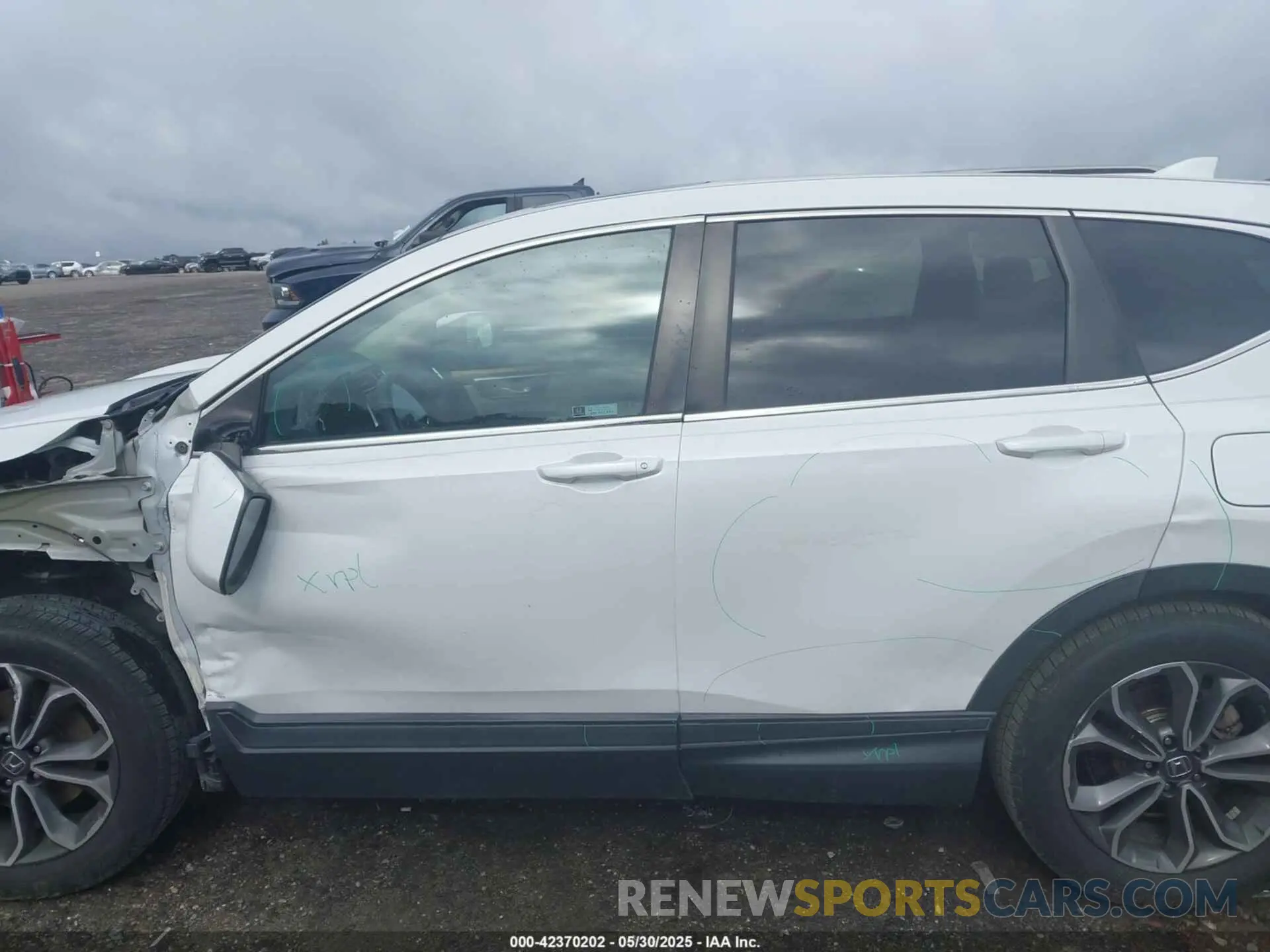 15 fotografías del automóvil dañado 2HKRW1H57LH409227 HONDA CR-V 2020