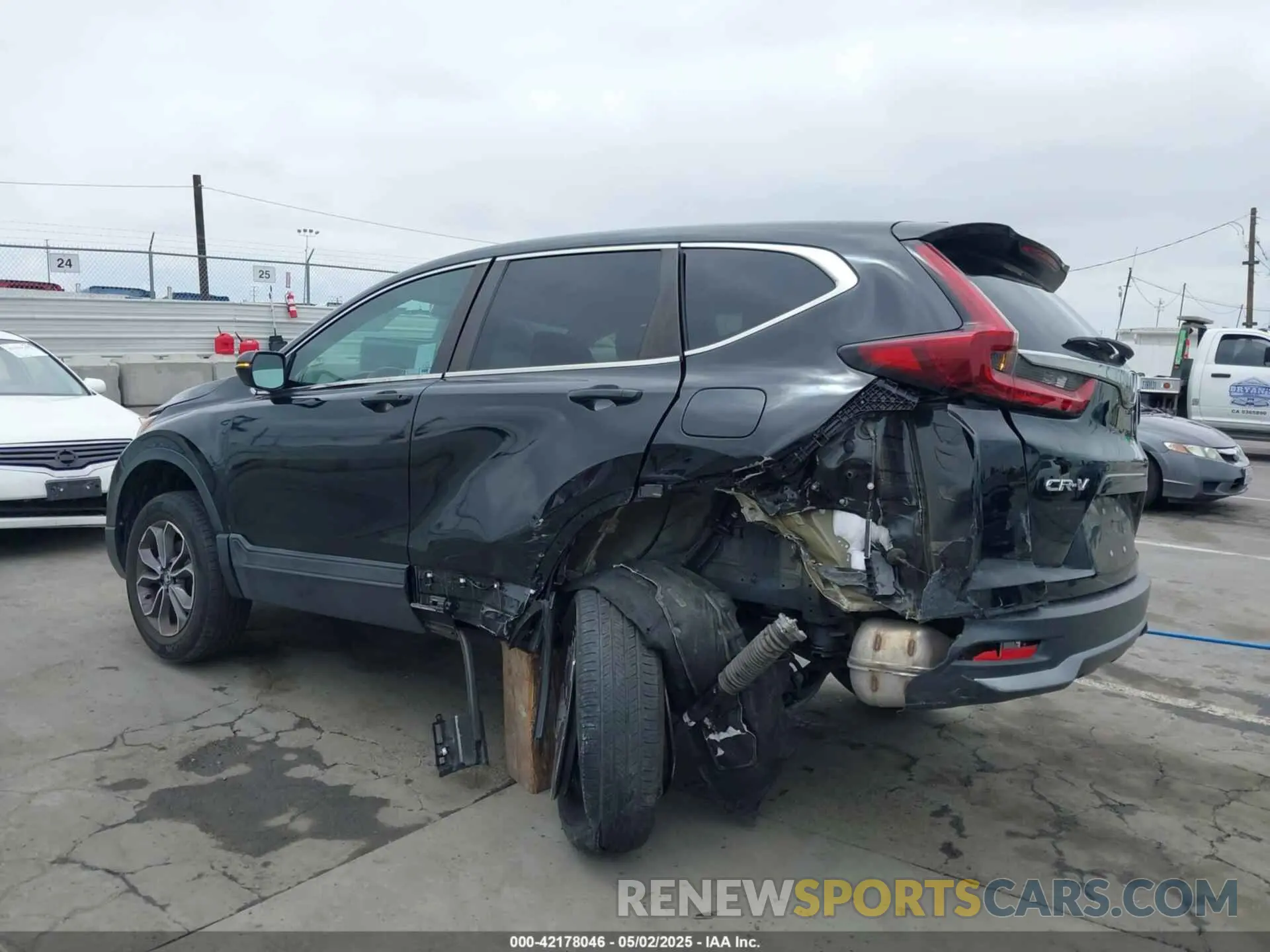 14 fotografías del automóvil dañado 2HKRW1H58LH421256 HONDA CR-V 2020