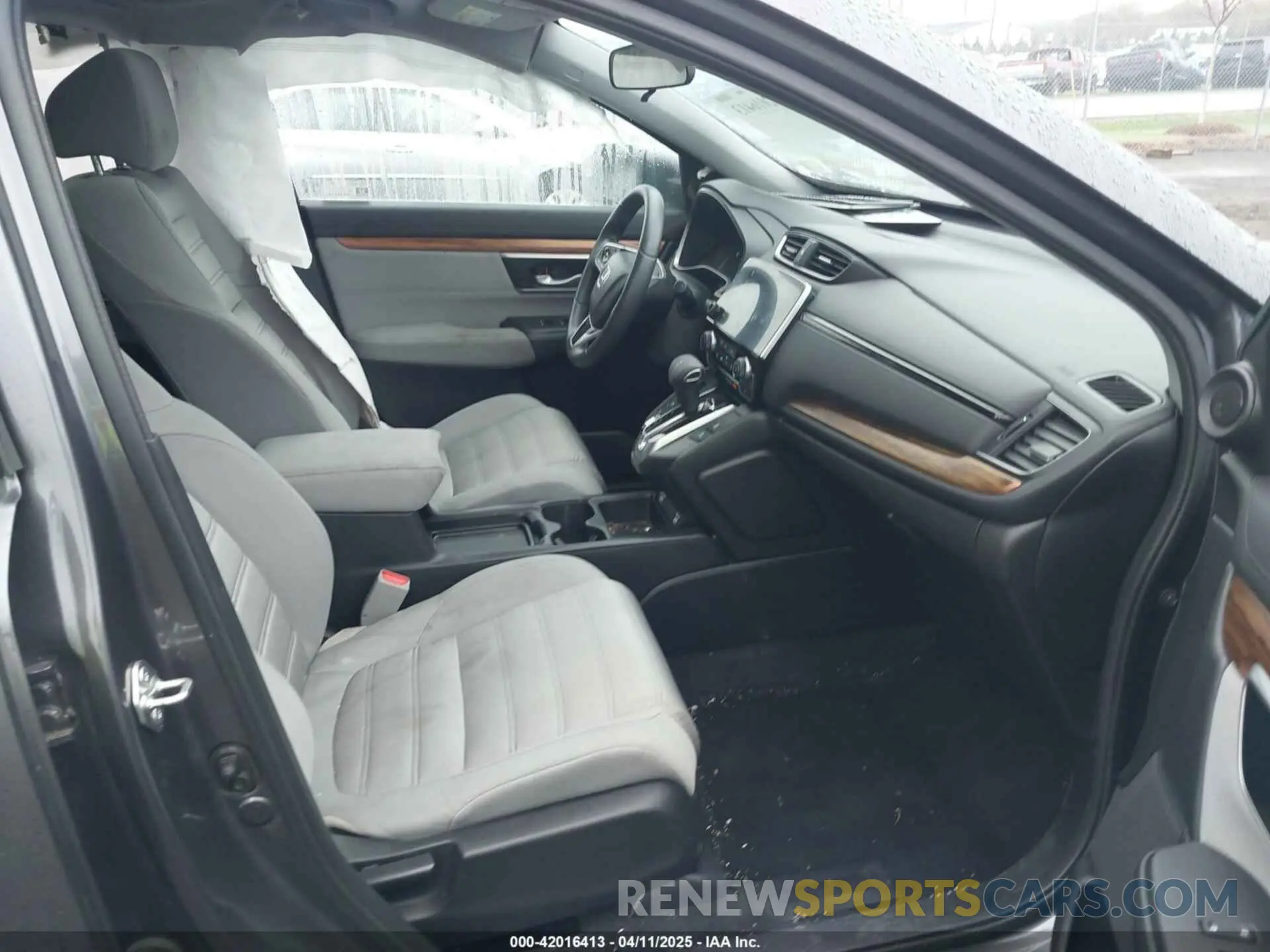 5 fotografías del automóvil dañado 2HKRW1H59LH405759 HONDA CR-V 2020