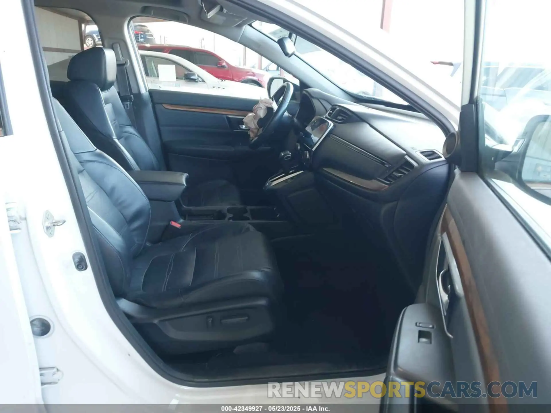 5 fotografías del automóvil dañado 2HKRW1H87LH420741 HONDA CR-V 2020